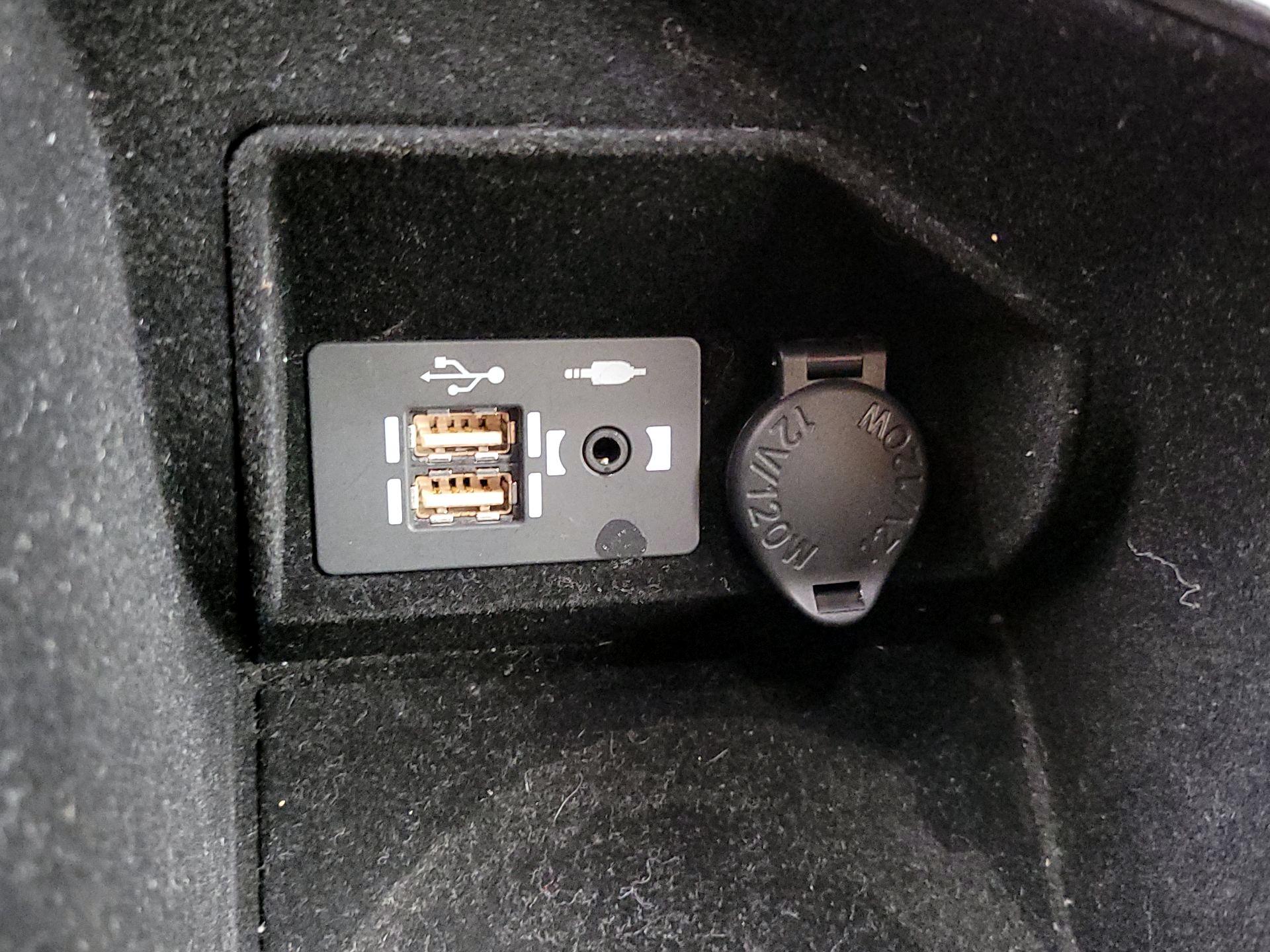 Thumbnail: 2023 Lexus IS - 19