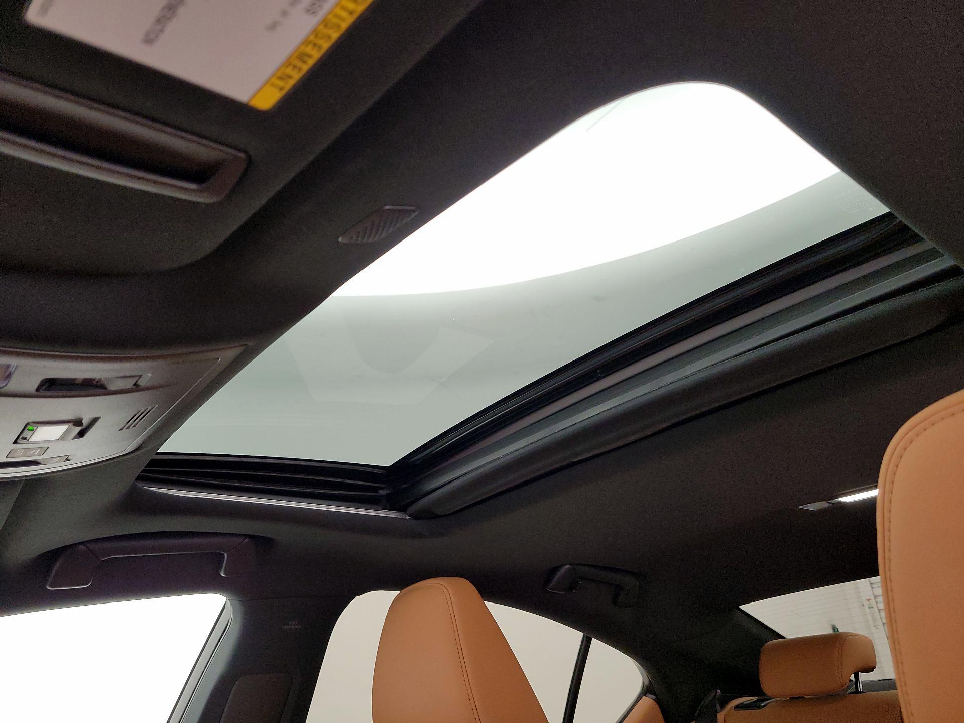 Thumbnail: 2023 Lexus IS - 20