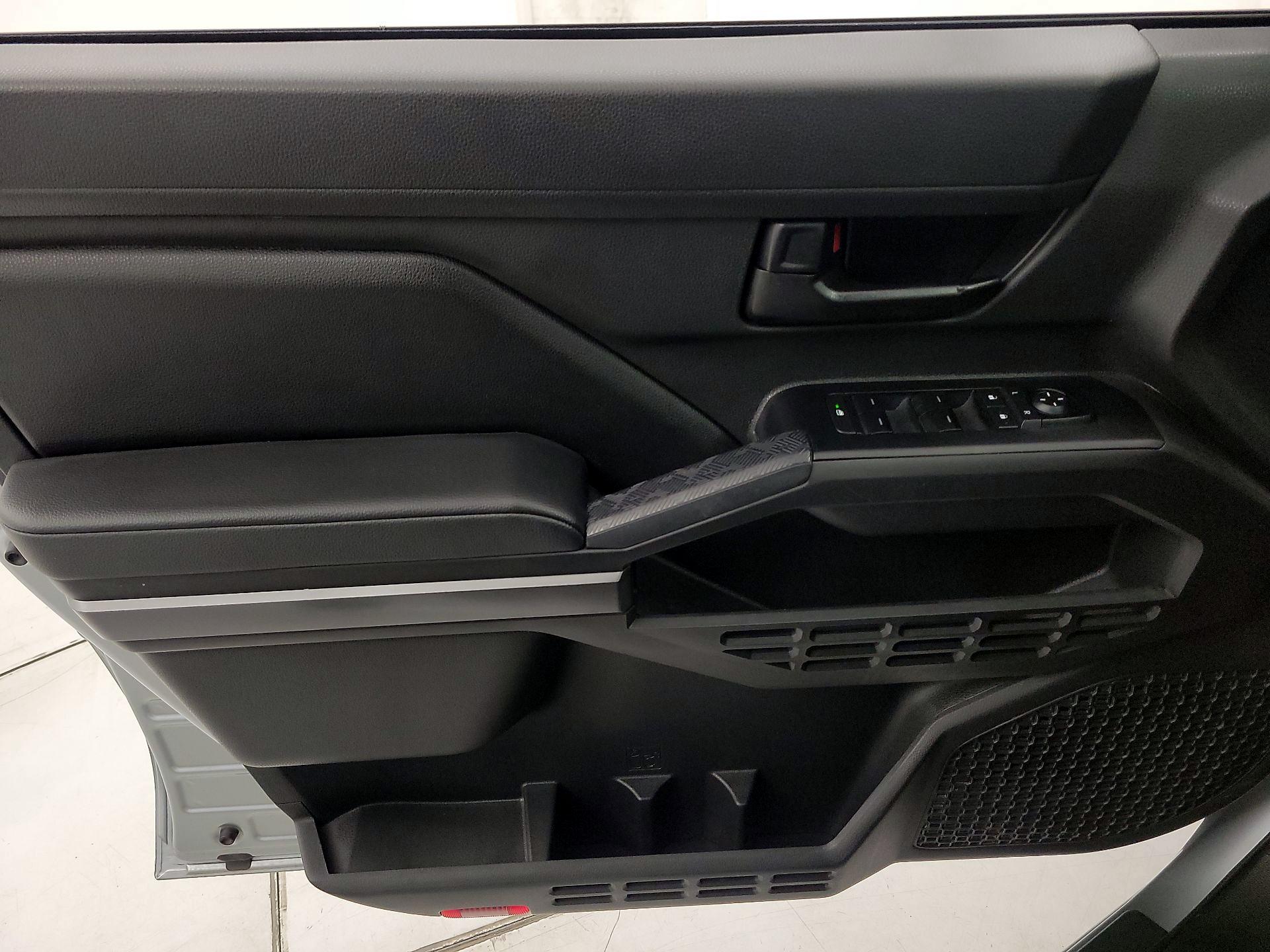 Thumbnail: 2024 Toyota Tacoma - 12