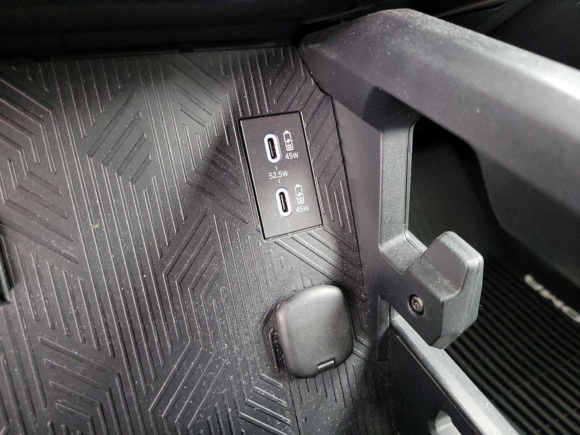 Thumbnail: 2024 Toyota Tacoma - 18