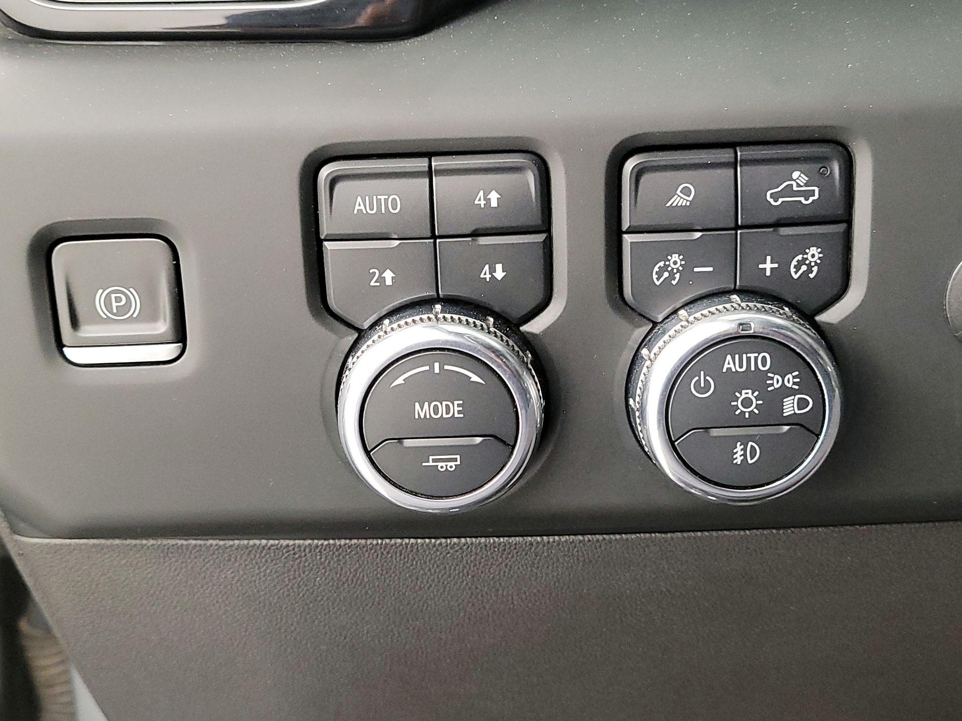 Thumbnail: 2023 GMC Sierra 1500 - 13