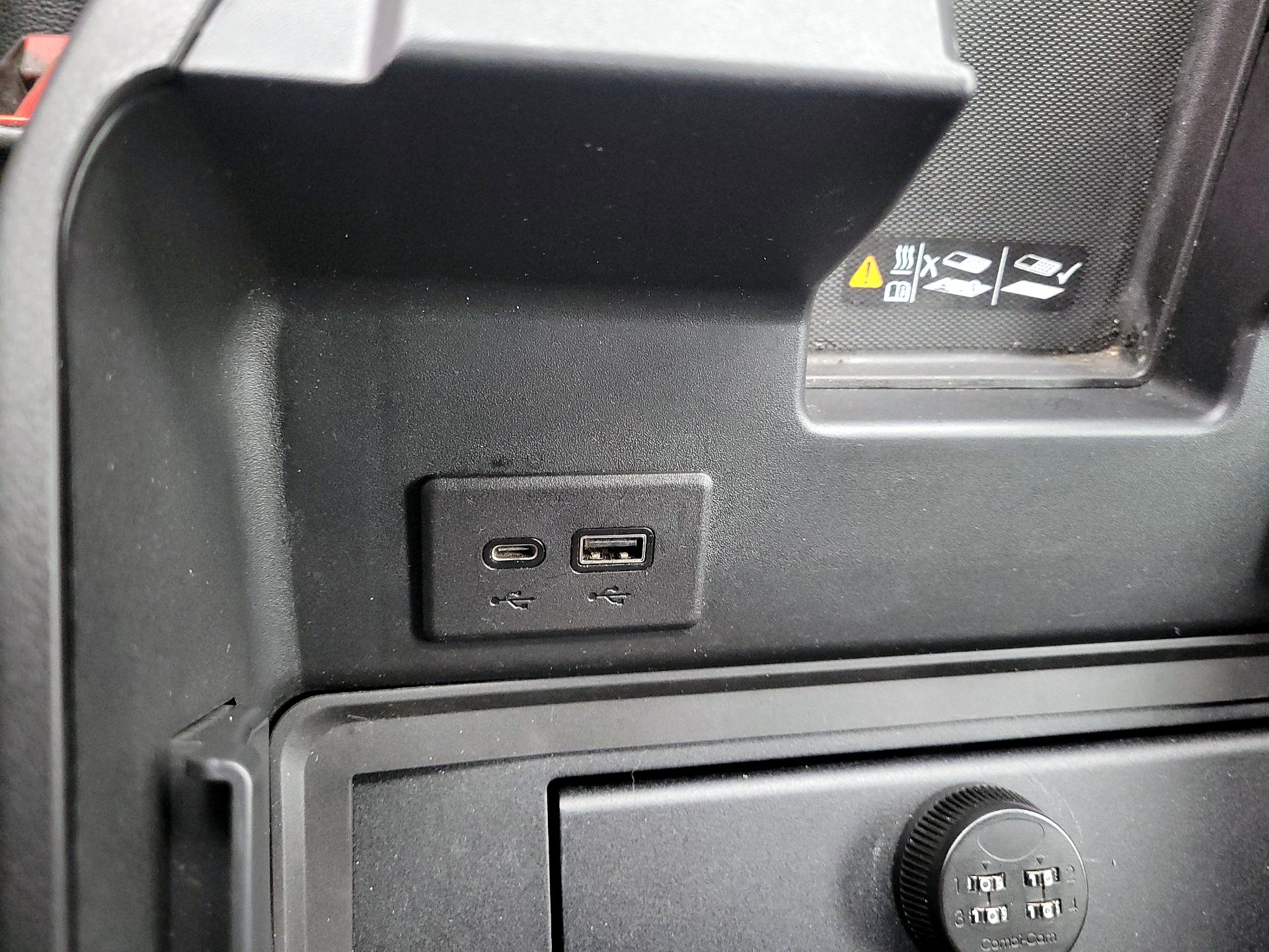 Thumbnail: 2023 GMC Sierra 1500 - 18