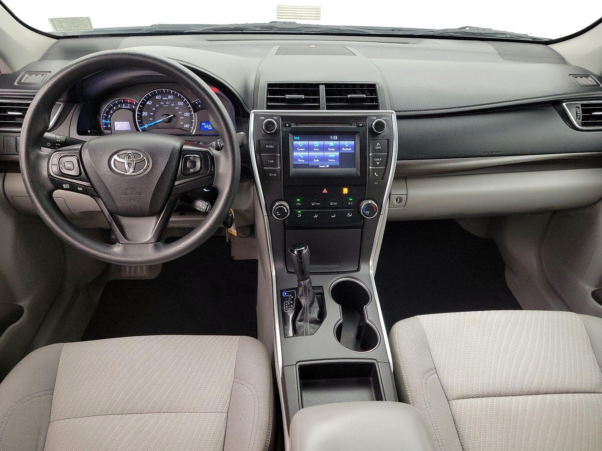 Thumbnail: 2015 Toyota Camry - 9