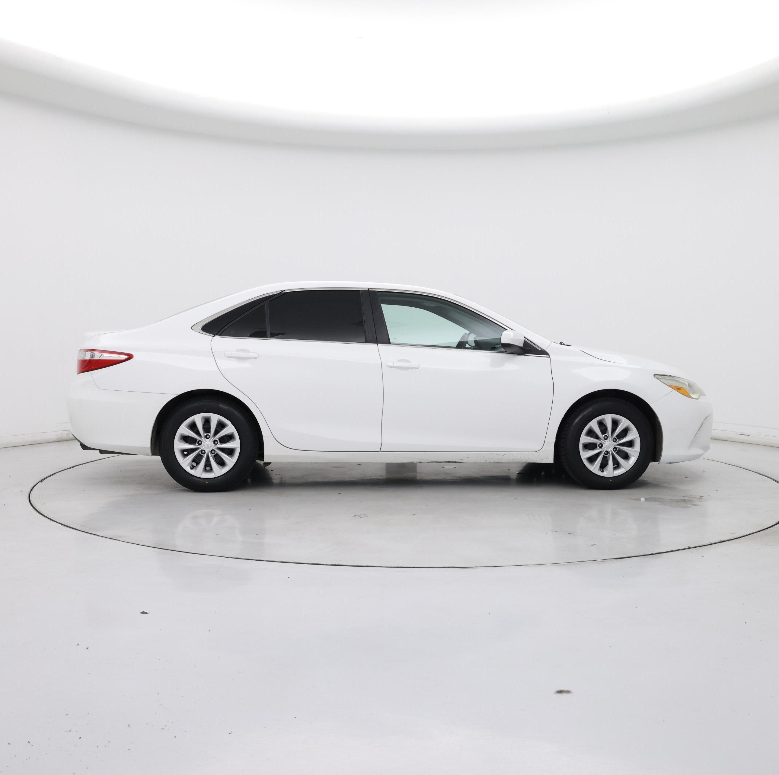 Thumbnail: 2015 Toyota Camry - 7