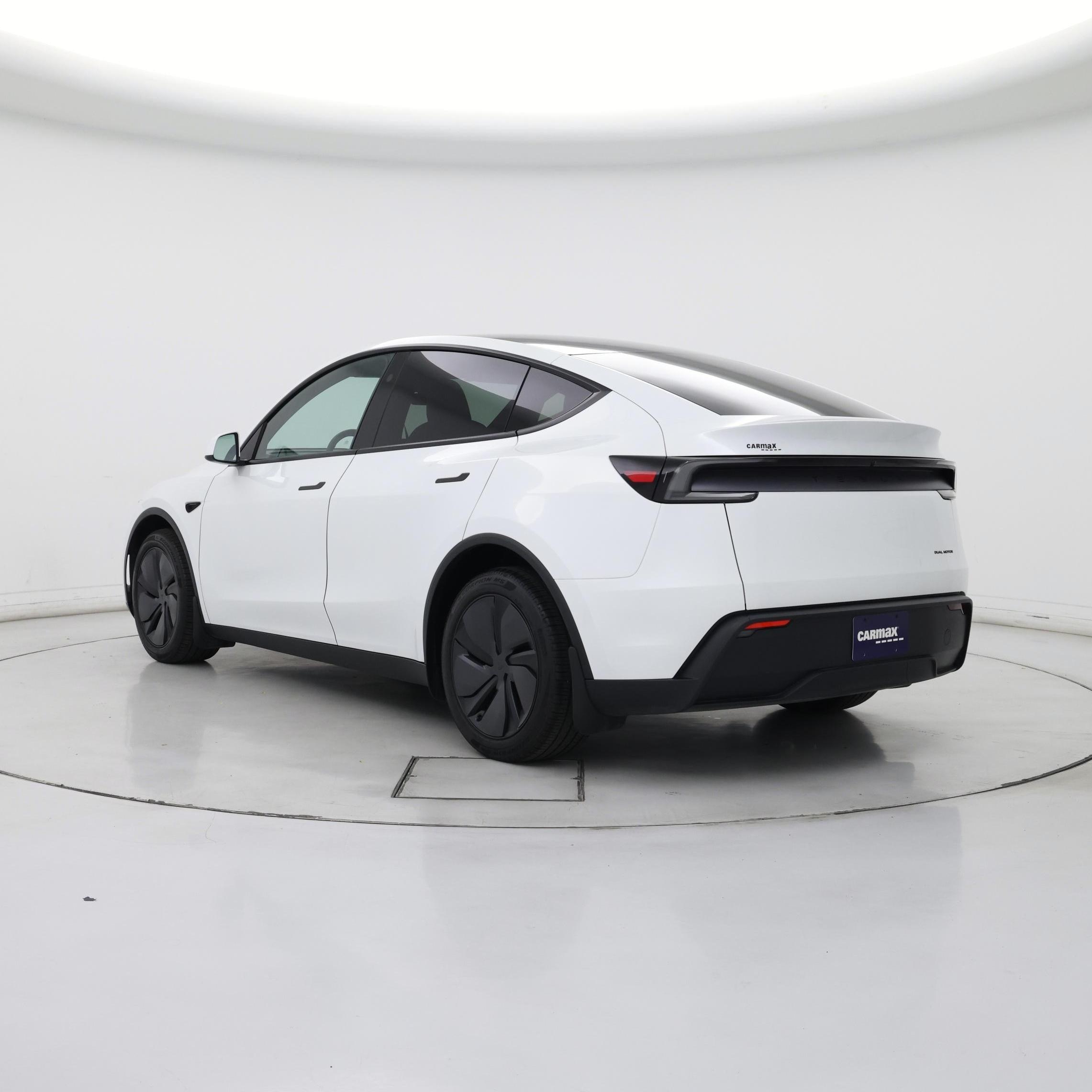 Thumbnail: 2026 Tesla Model Y - 2