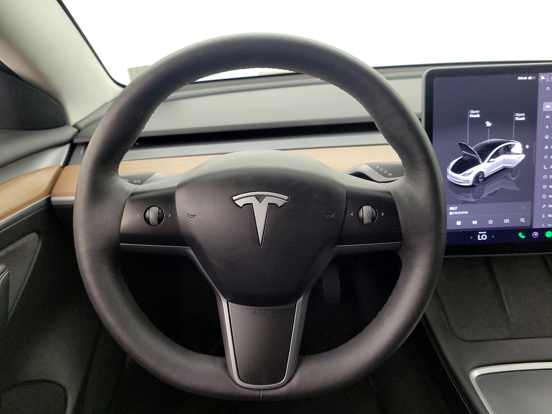 Thumbnail: 2022 Tesla Model 3 - 10