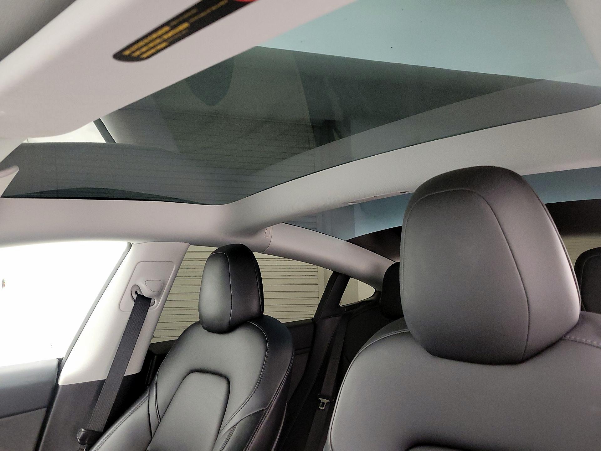 Thumbnail: 2022 Tesla Model 3 - 18