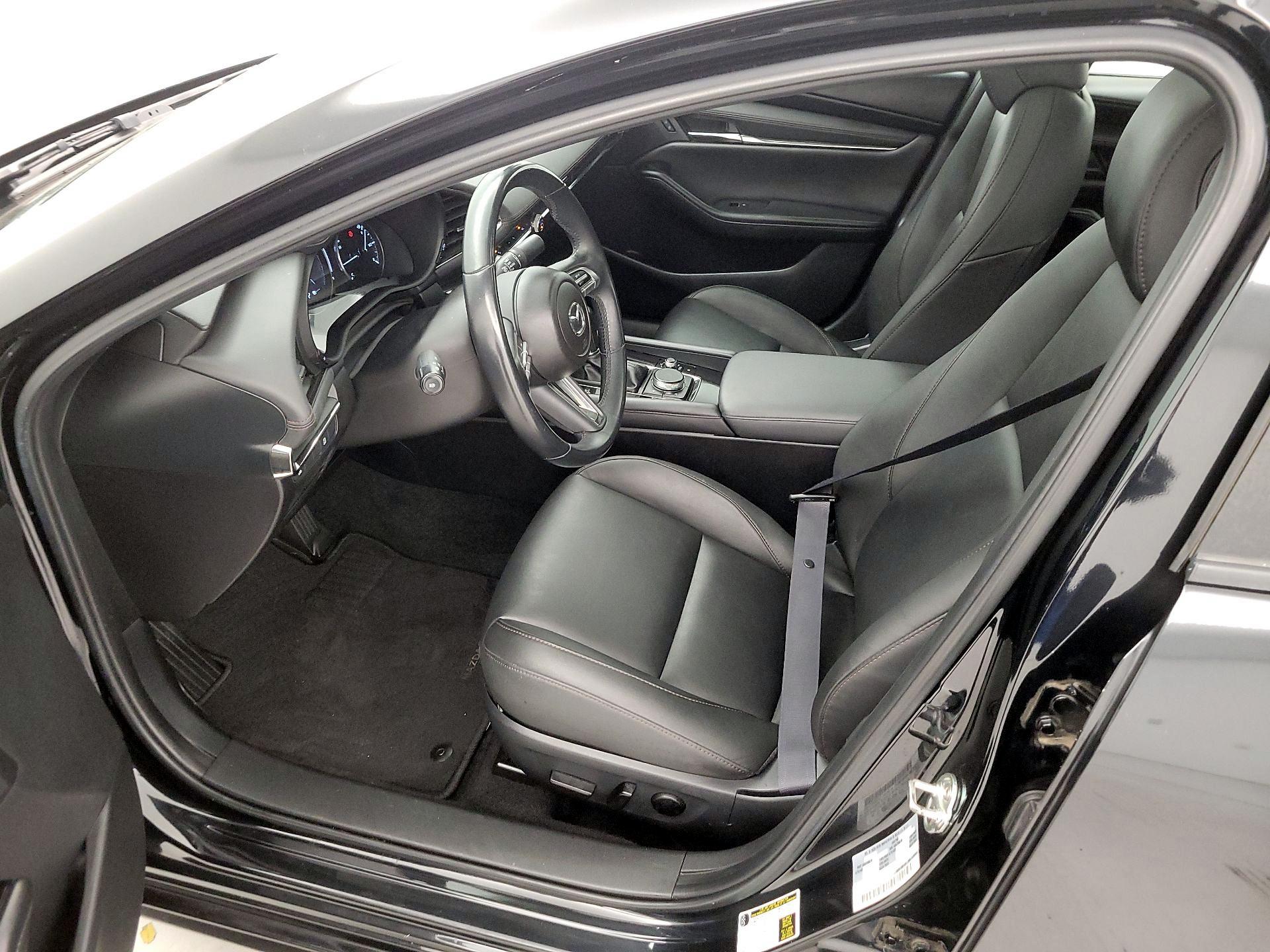 Thumbnail: 2021 Mazda Mazda3 - 11