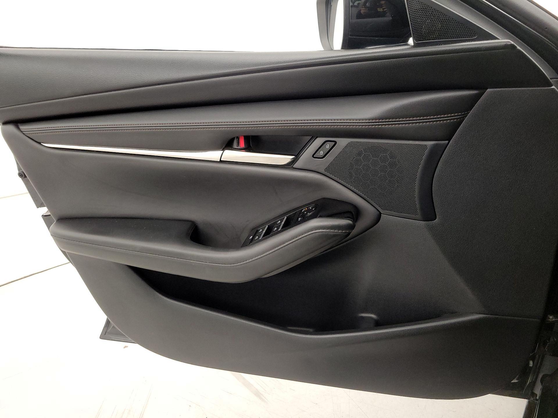 Thumbnail: 2021 Mazda Mazda3 - 12