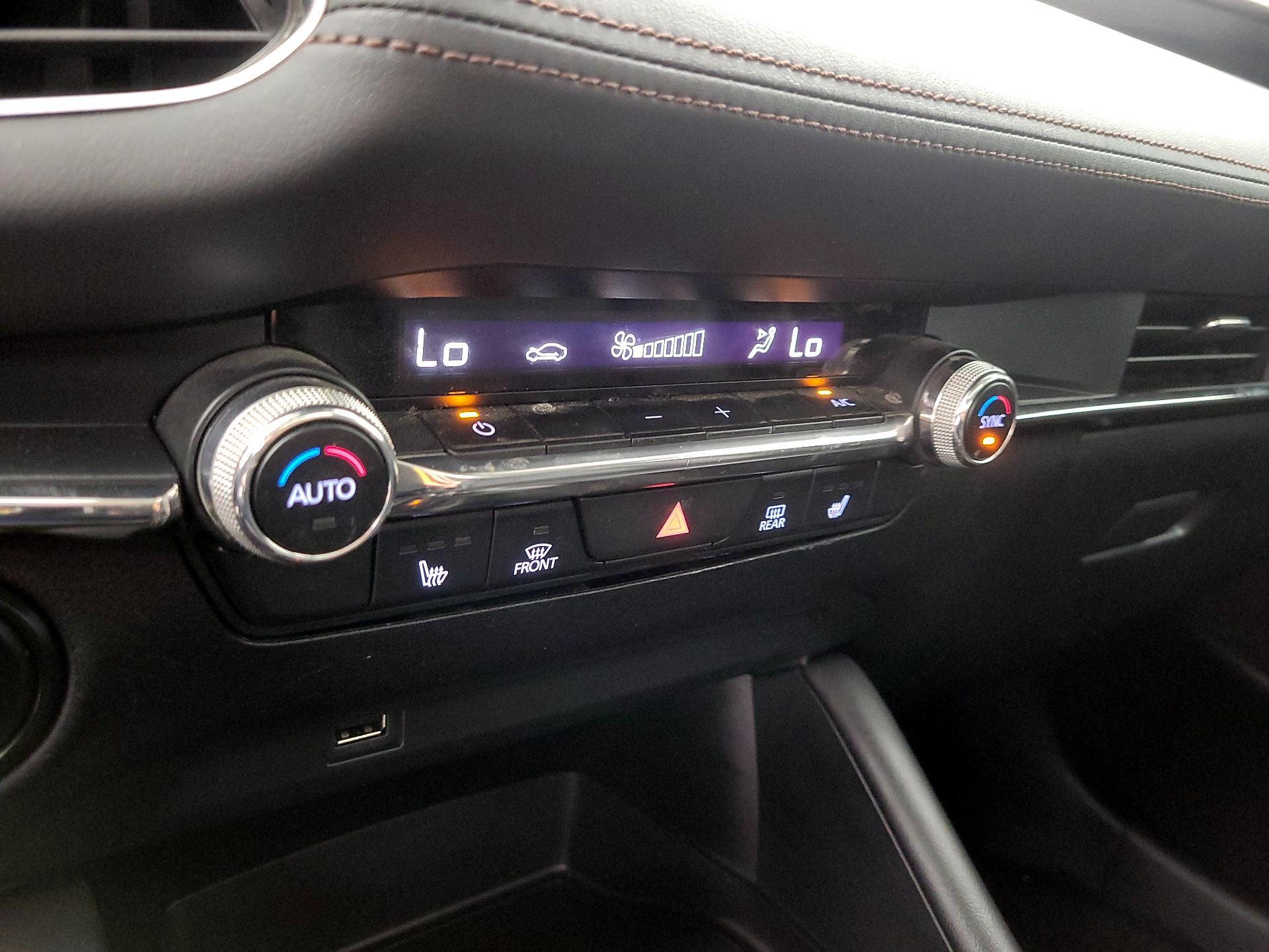 Thumbnail: 2021 Mazda Mazda3 - 16