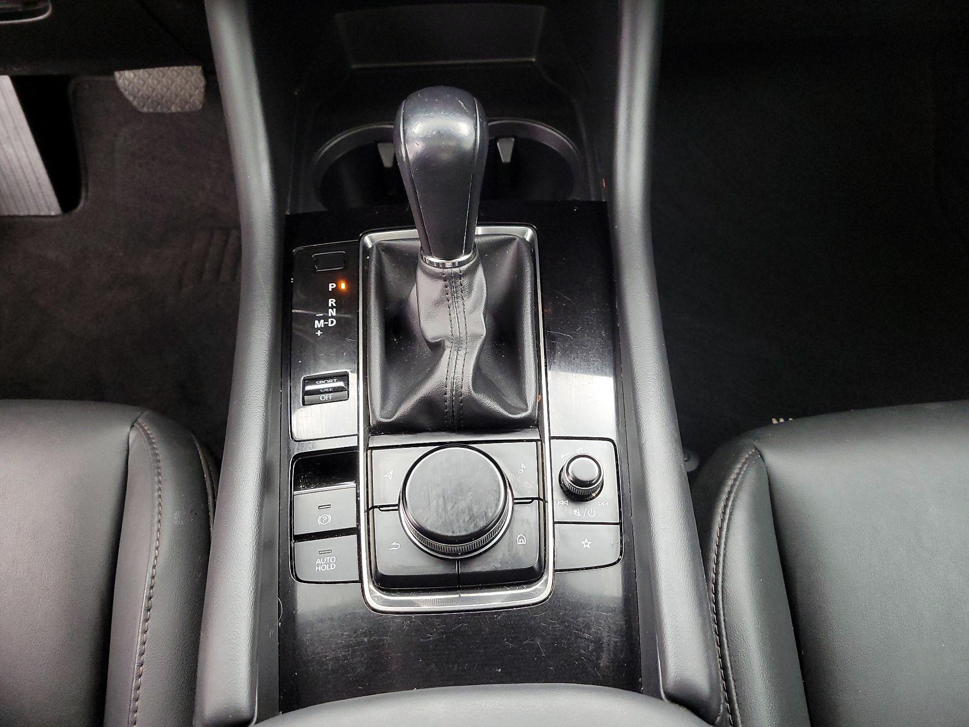 Thumbnail: 2021 Mazda Mazda3 - 17