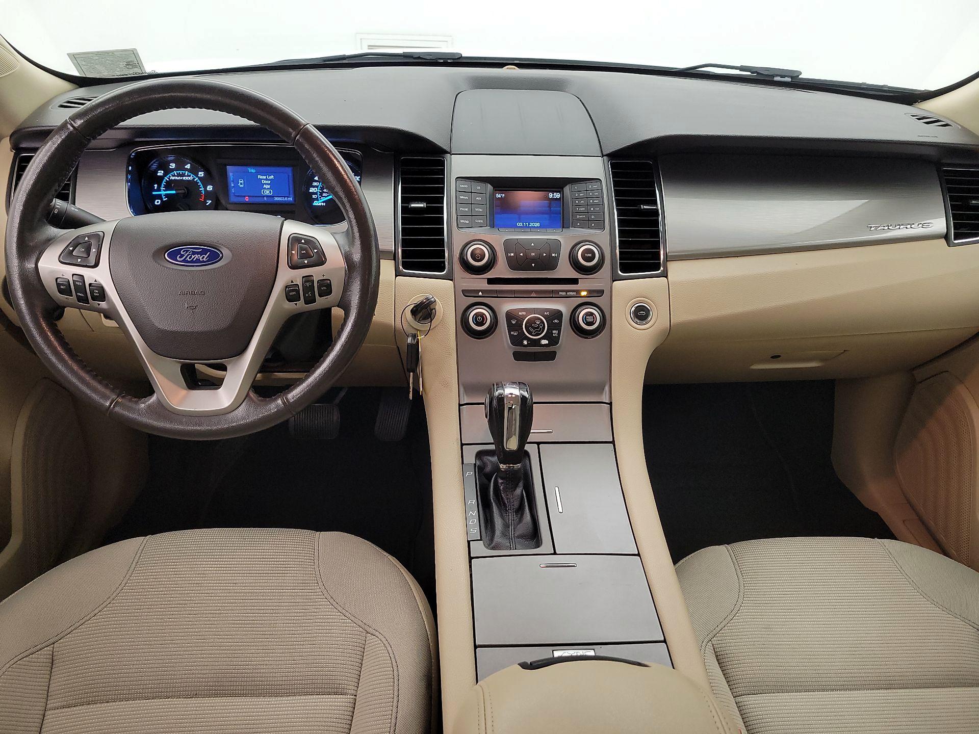 Thumbnail: 2016 Ford Taurus - 9