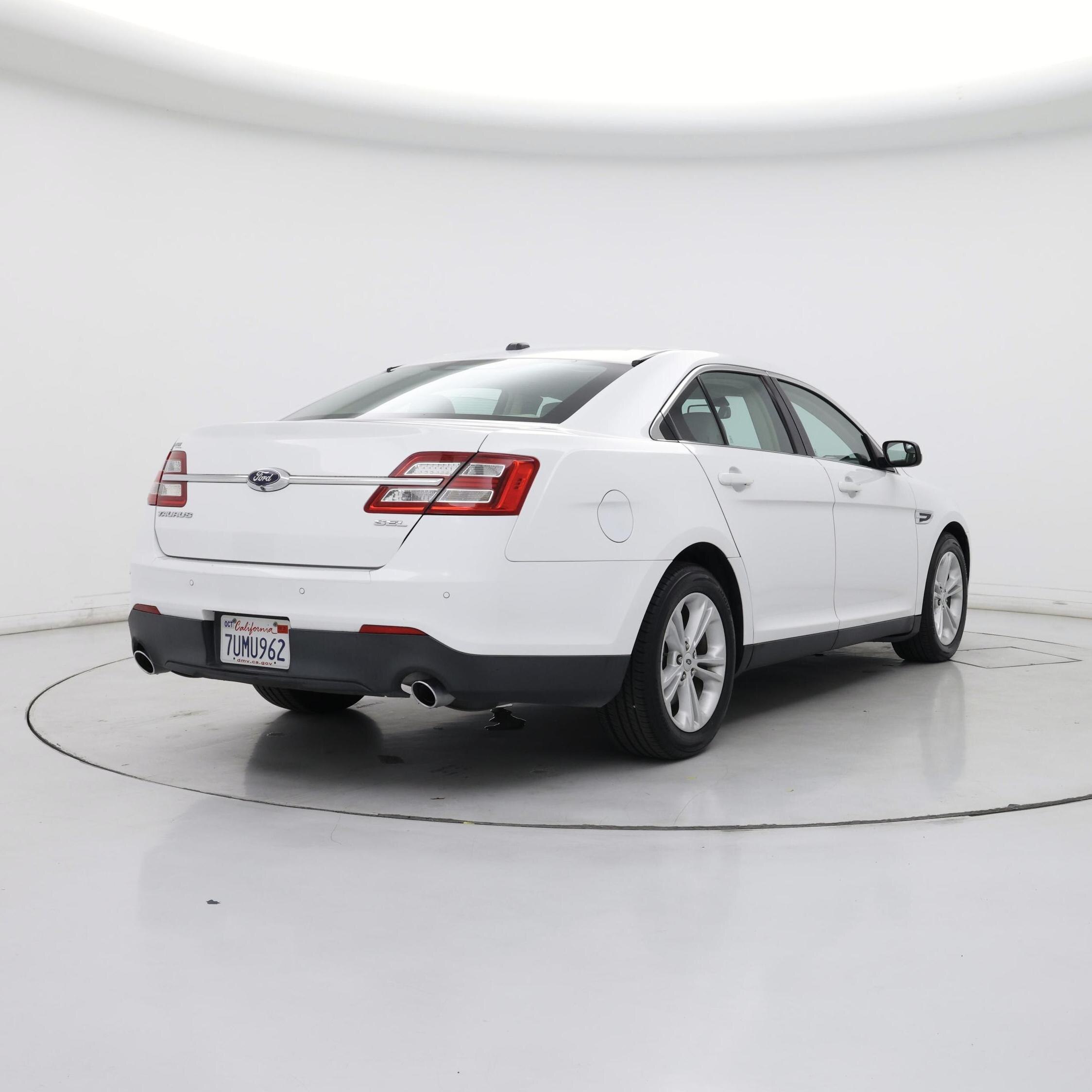 Thumbnail: 2016 Ford Taurus - 8