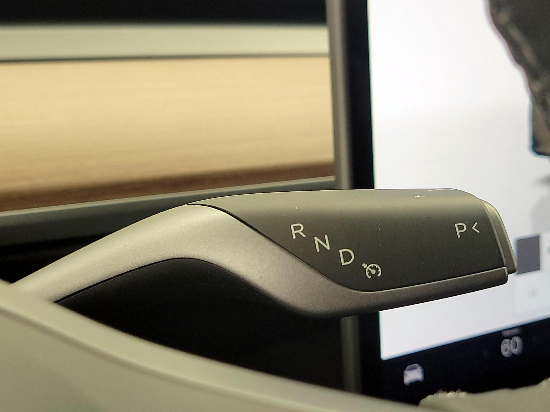 Thumbnail: 2025 Tesla Model Y - 17