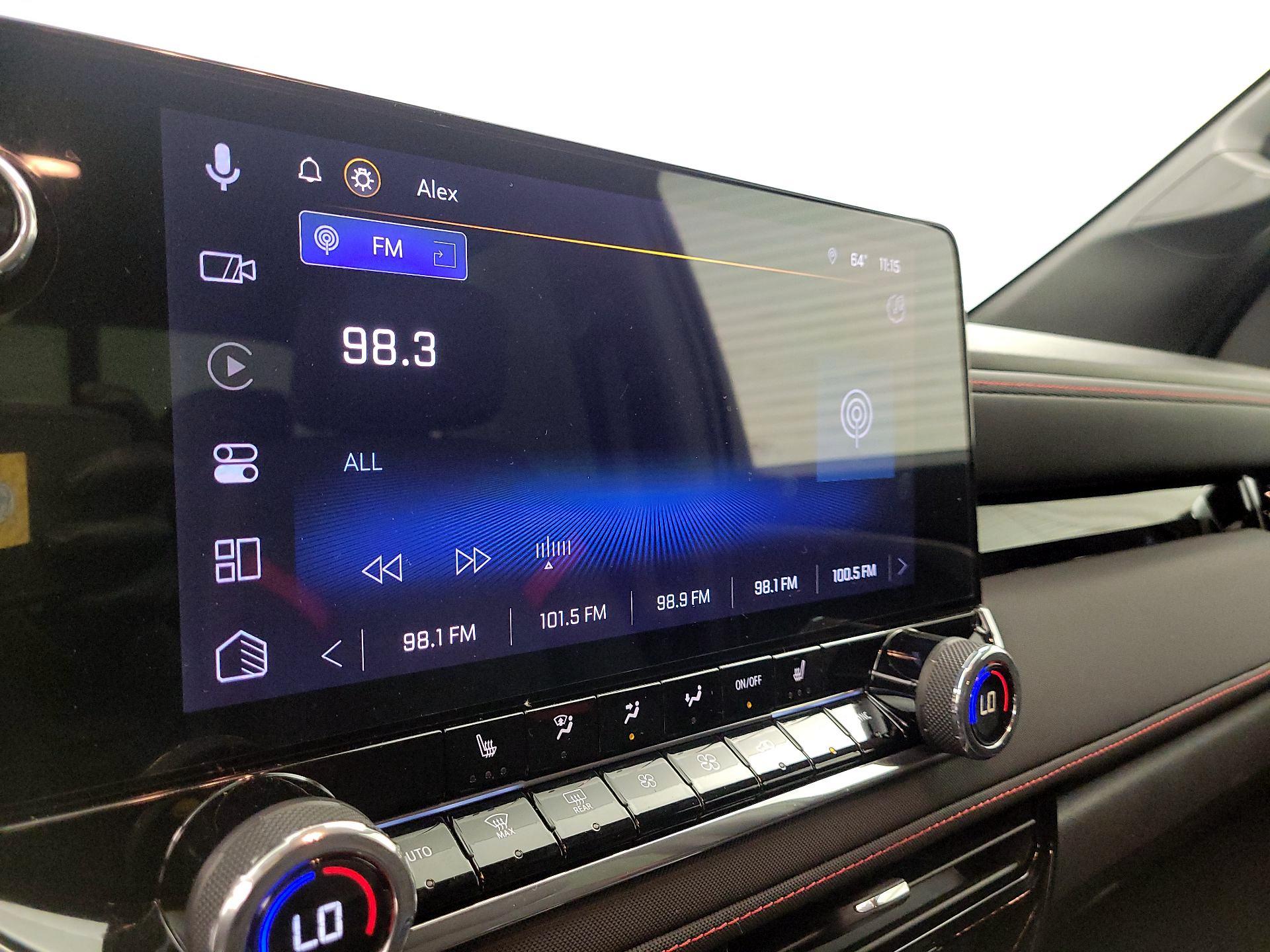 Thumbnail: 2024 Chevrolet Colorado - 15