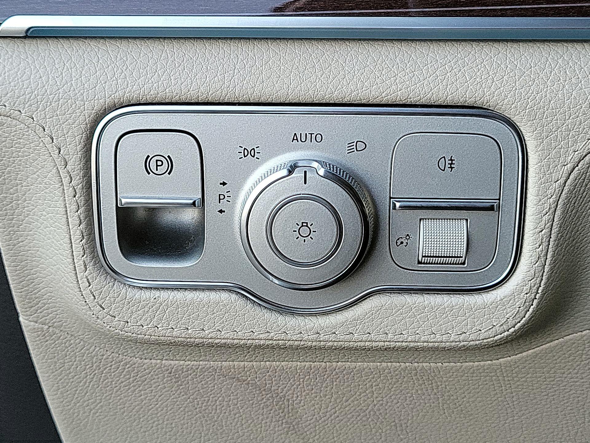 Thumbnail: 2021 Mercedes-Benz GLE - 13