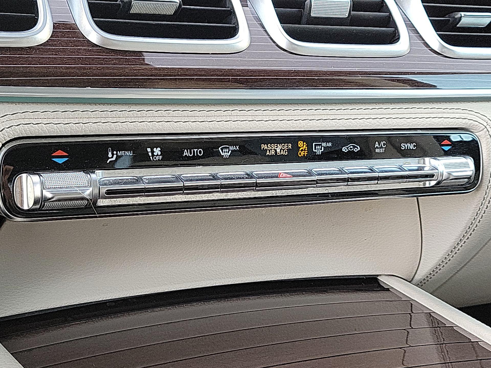 Thumbnail: 2021 Mercedes-Benz GLE - 17