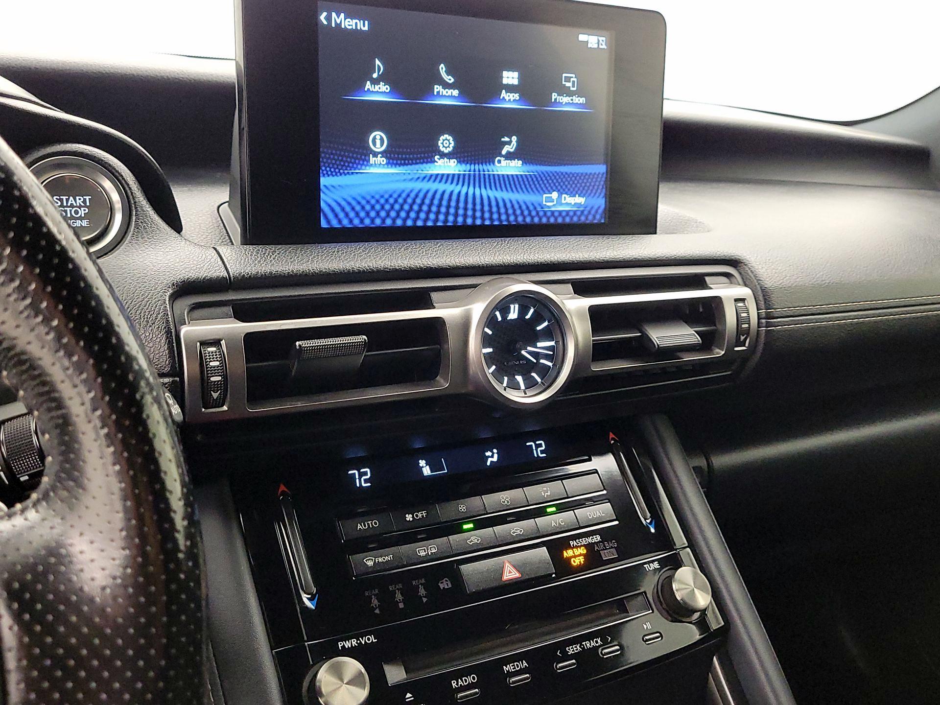 Thumbnail: 2021 Lexus IS - 15