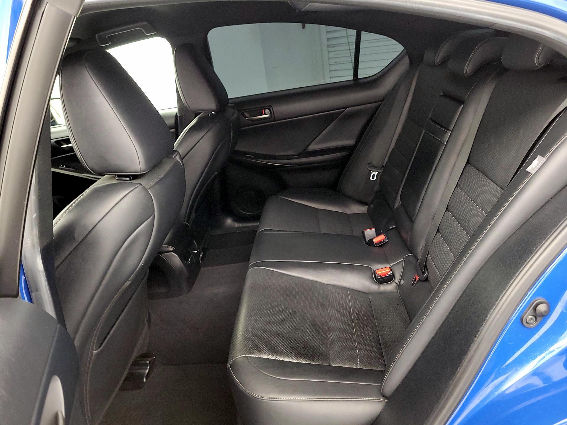 Thumbnail: 2021 Lexus IS - 19