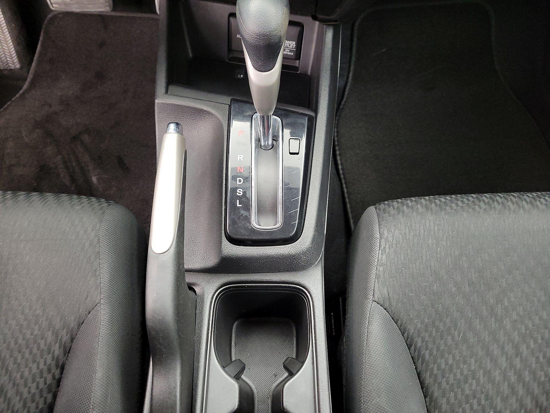 Thumbnail: 2014 Honda Civic - 17