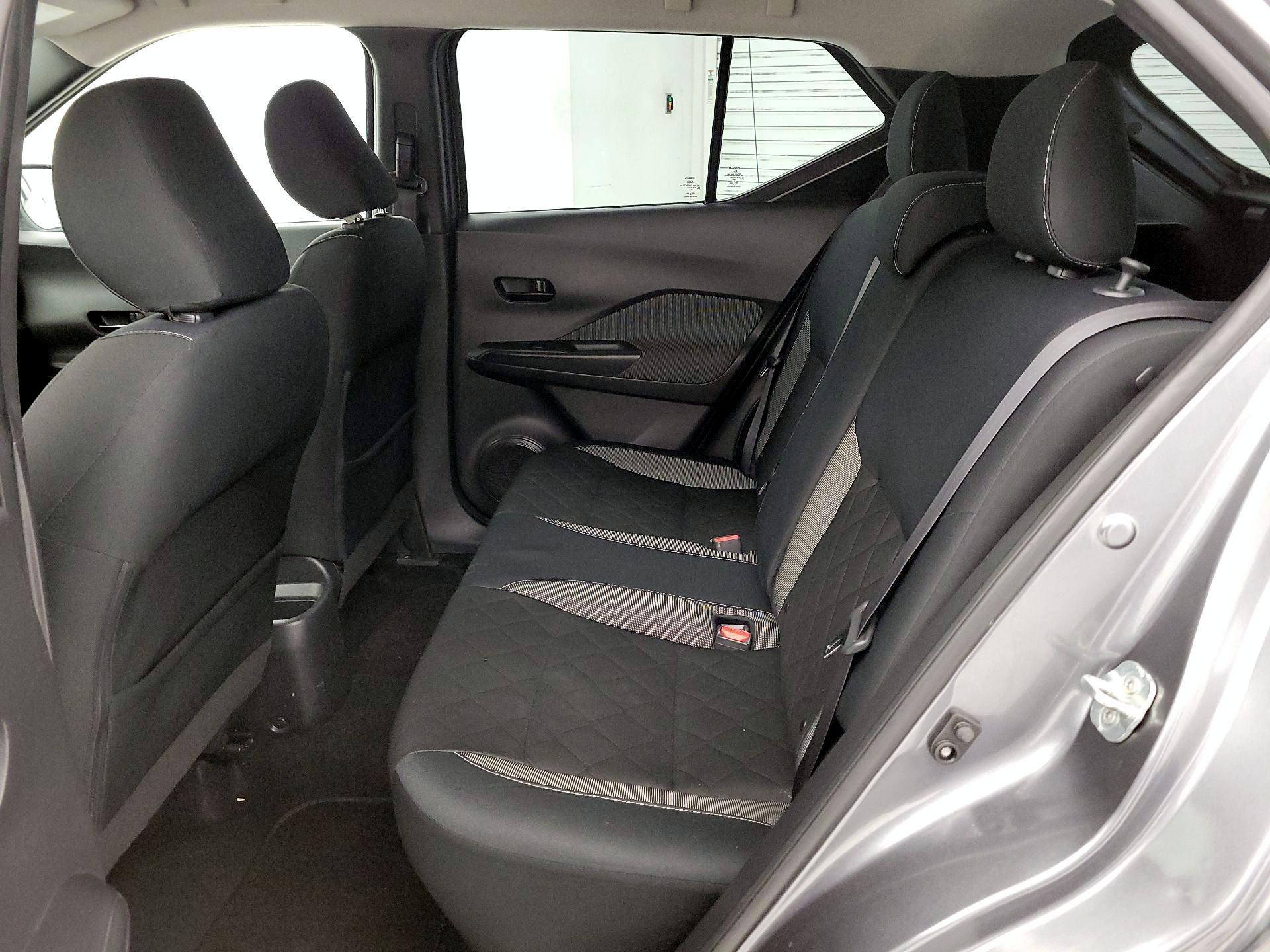 Thumbnail: 2019 Nissan Kicks - 18