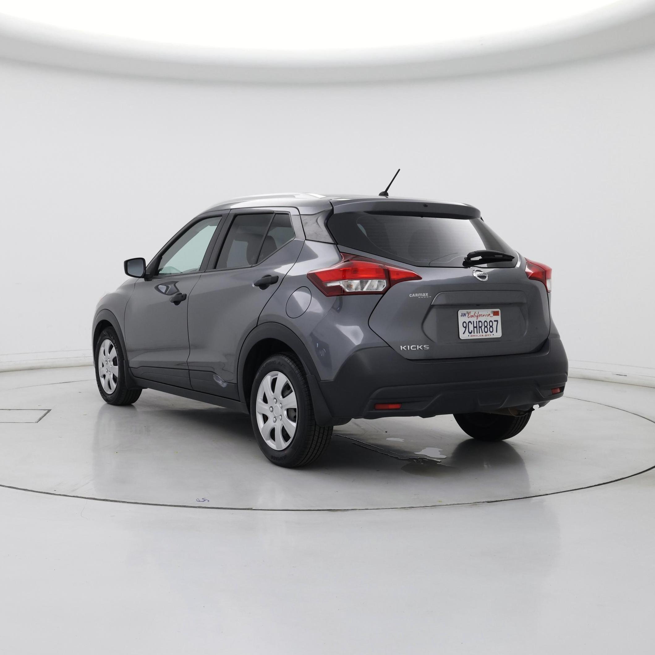 Thumbnail: 2019 Nissan Kicks - 2