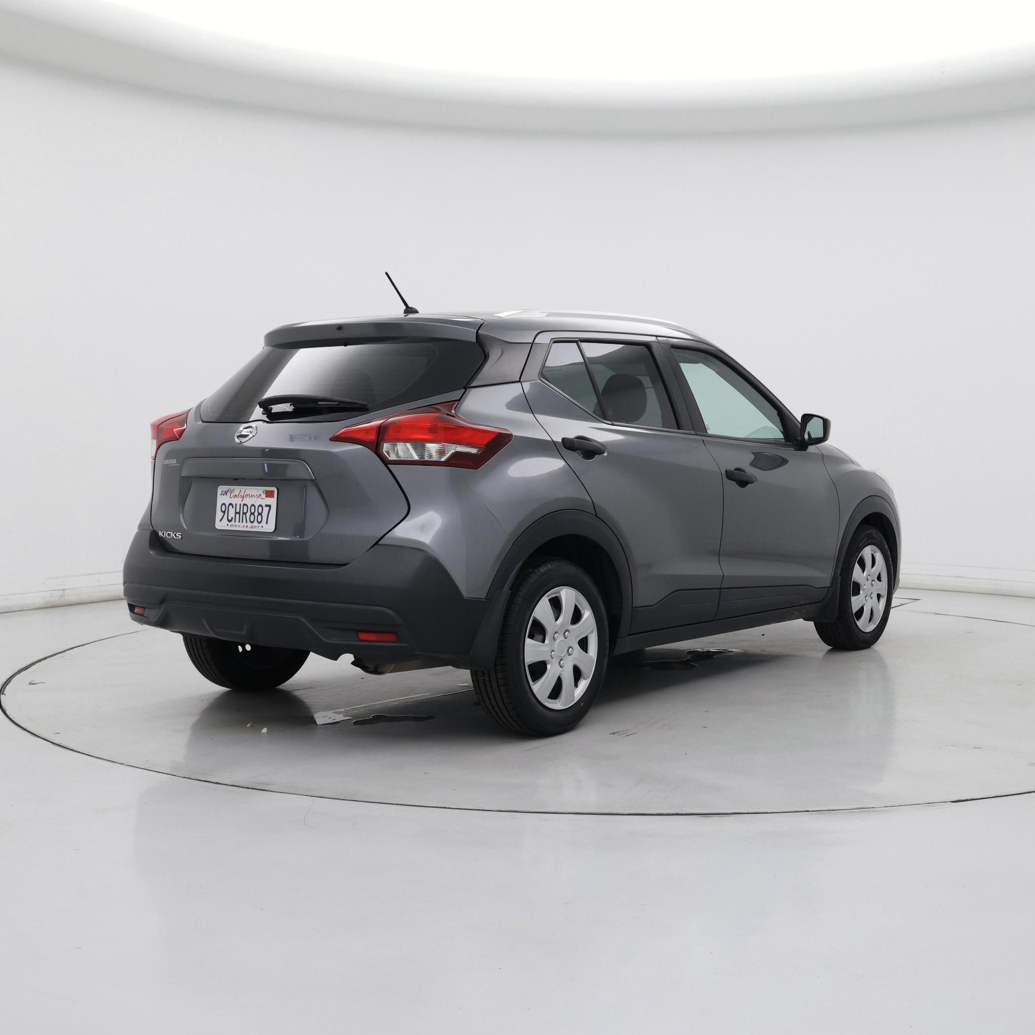 Thumbnail: 2019 Nissan Kicks - 8