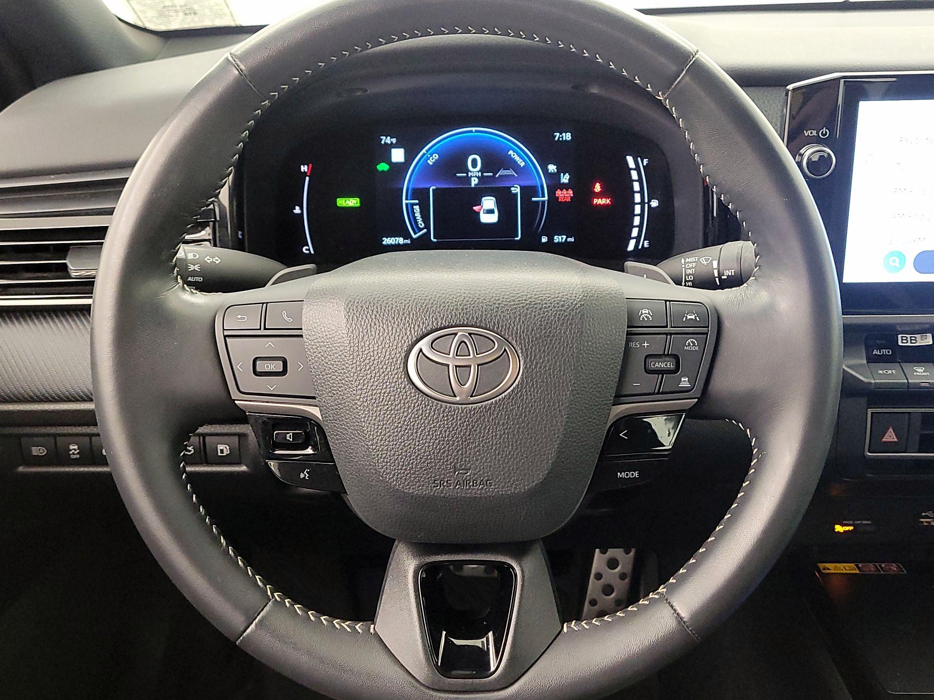 Thumbnail: 2025 Toyota Camry - 10