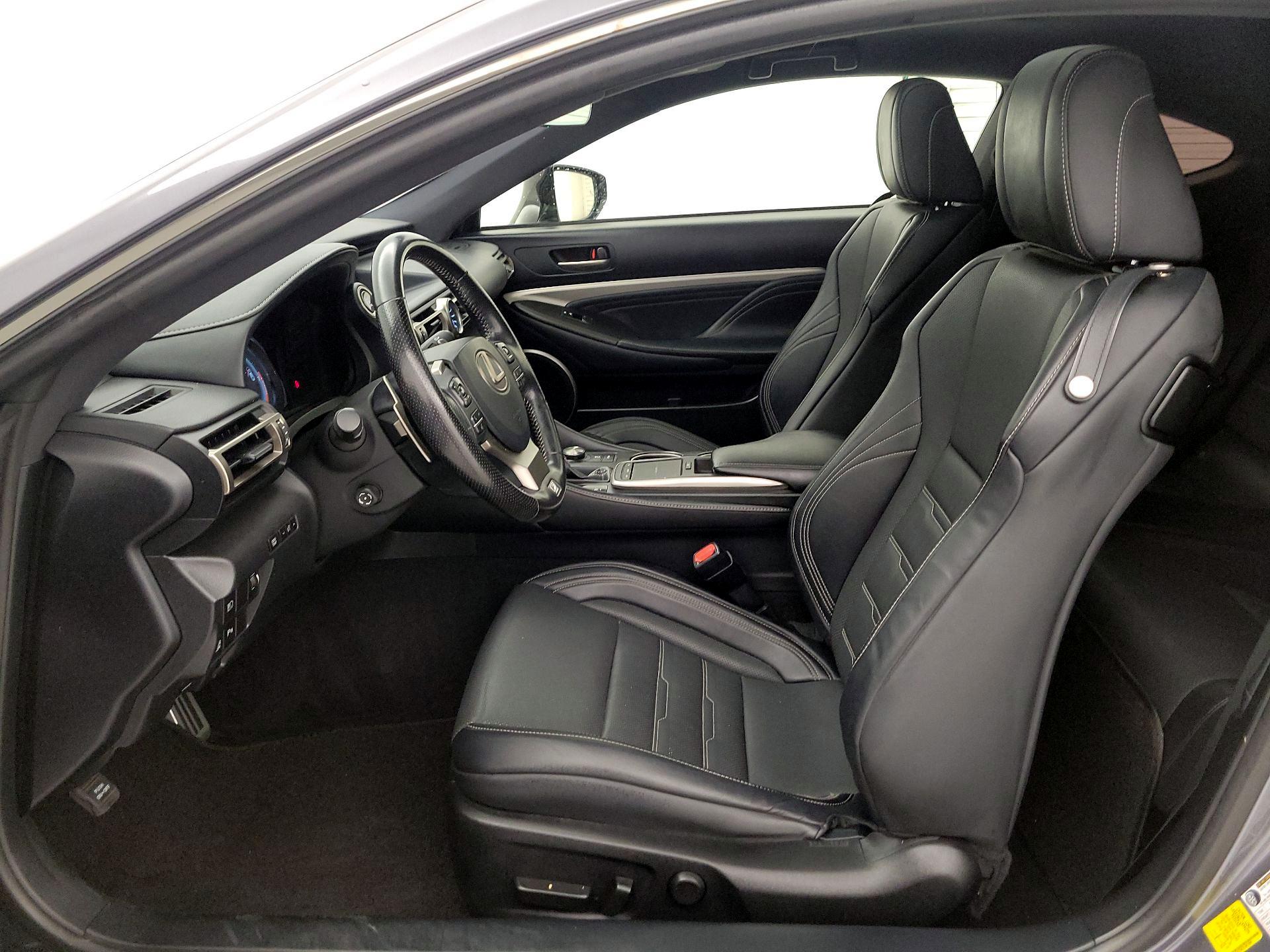 Thumbnail: 2020 Lexus RC - 11