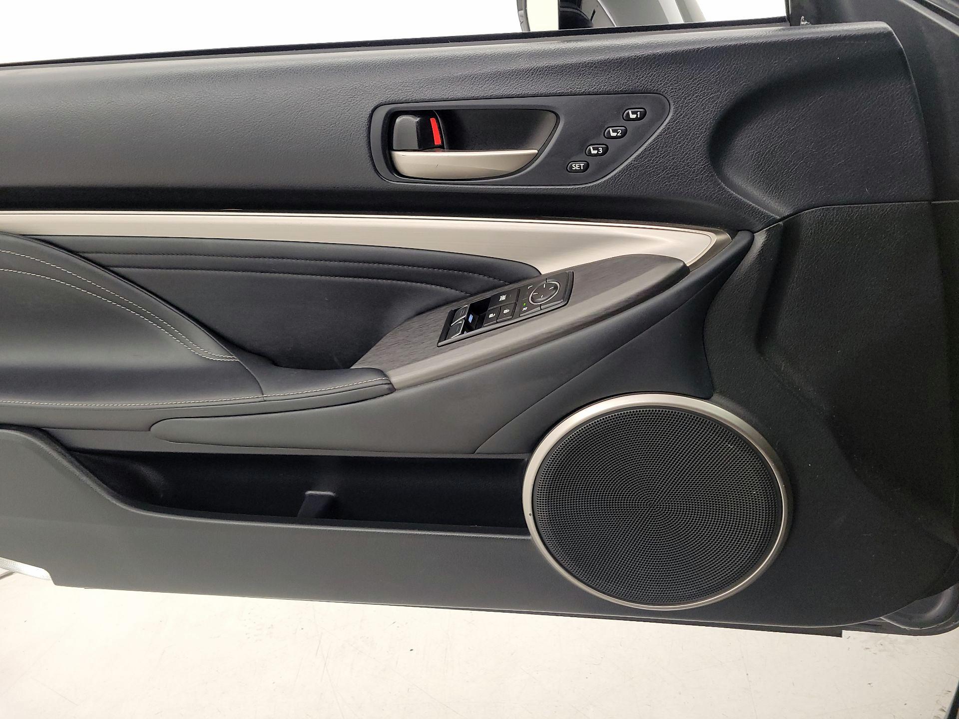 Thumbnail: 2020 Lexus RC - 12