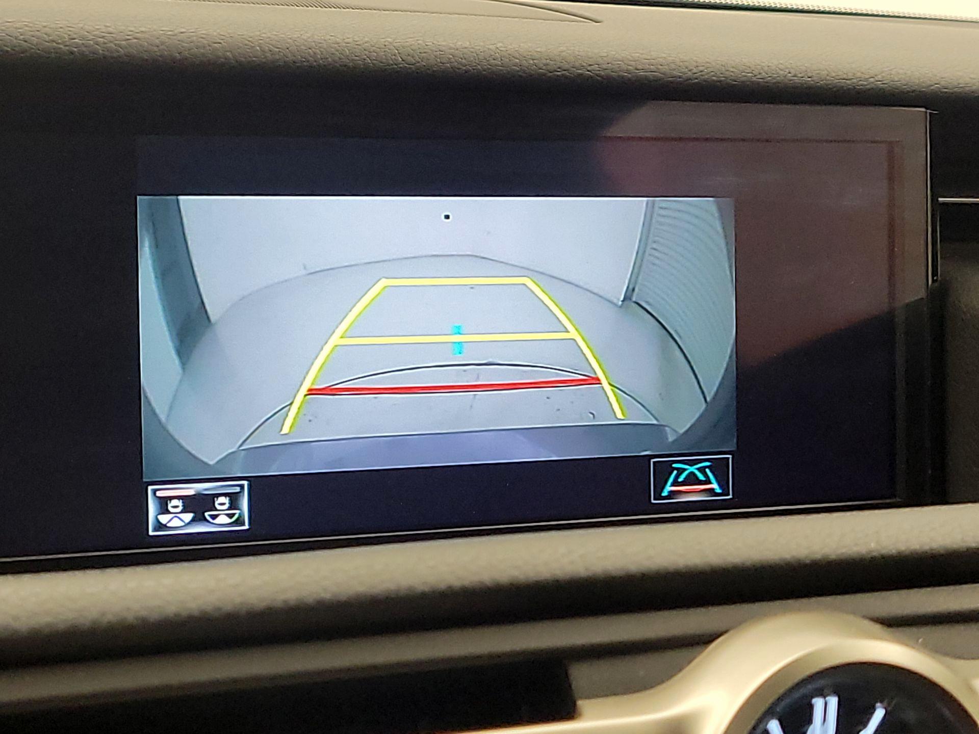 Thumbnail: 2020 Lexus RC - 15