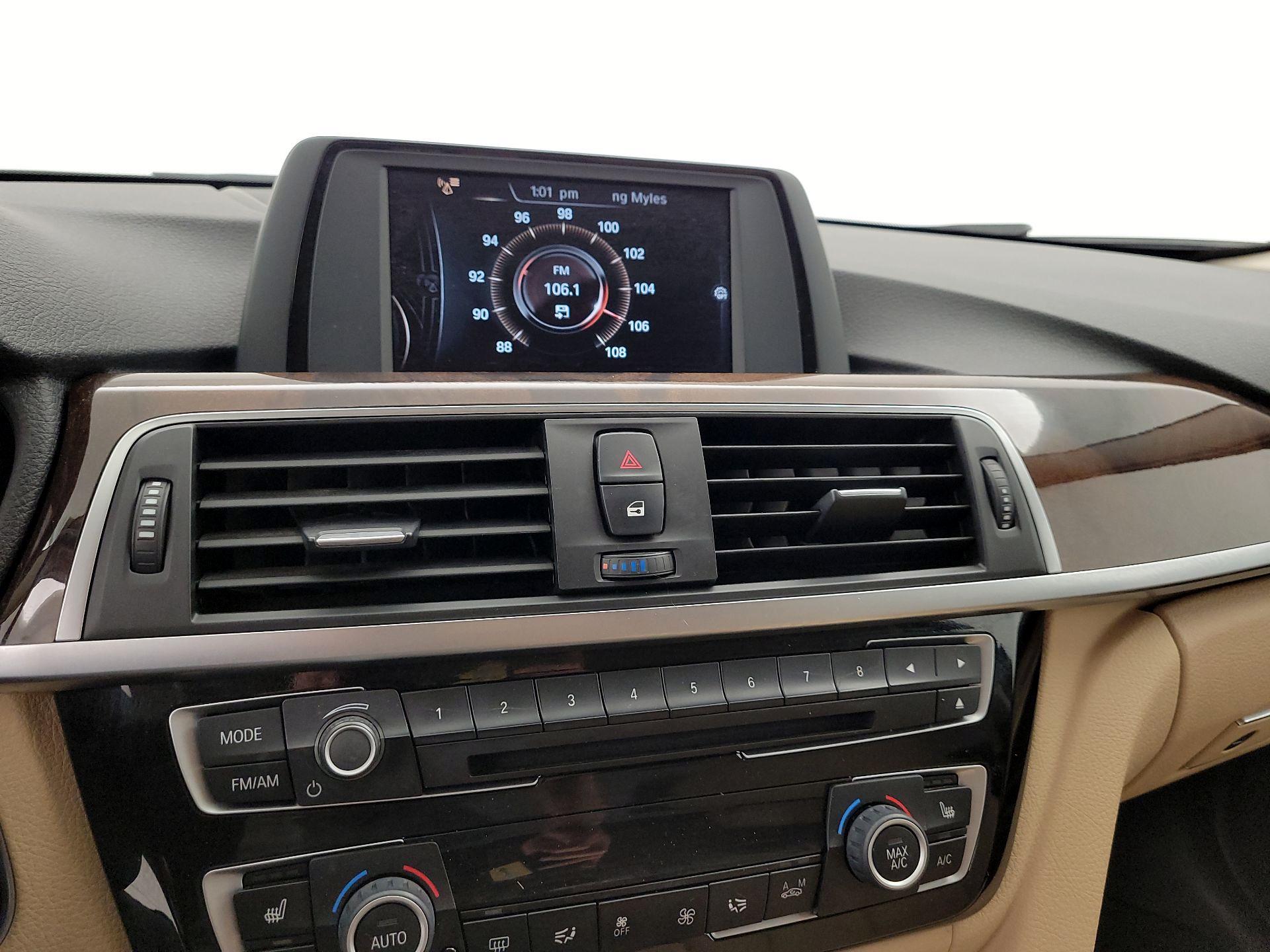 Thumbnail: 2017 BMW 3 Series - 15