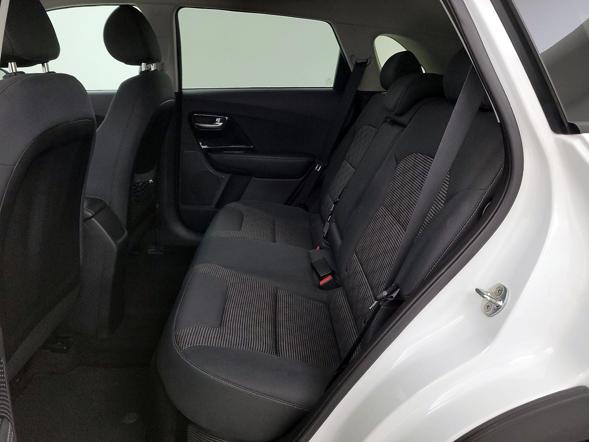 Thumbnail: 2020 Kia Niro - 19