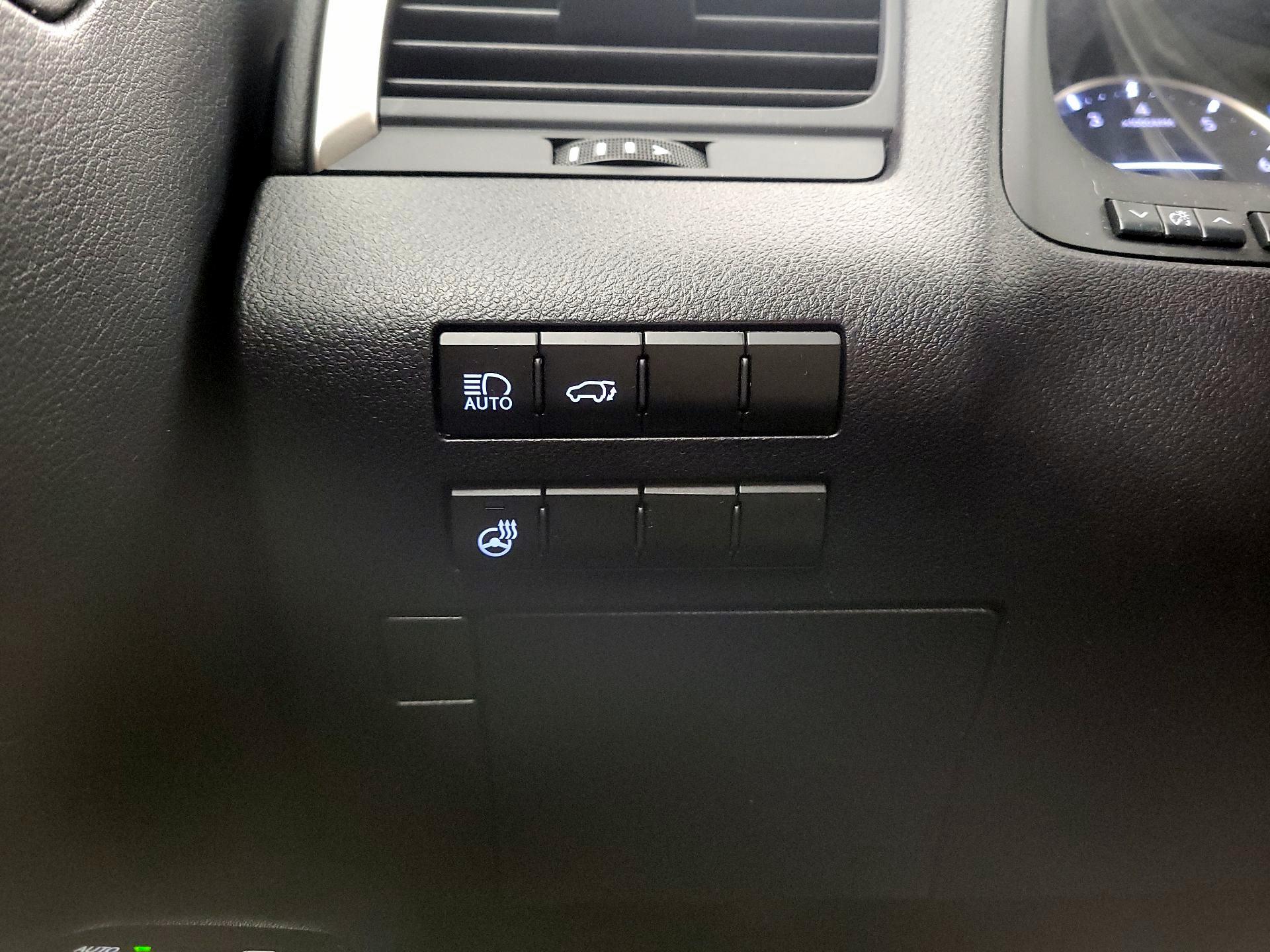 Thumbnail: 2022 Lexus RX - 13