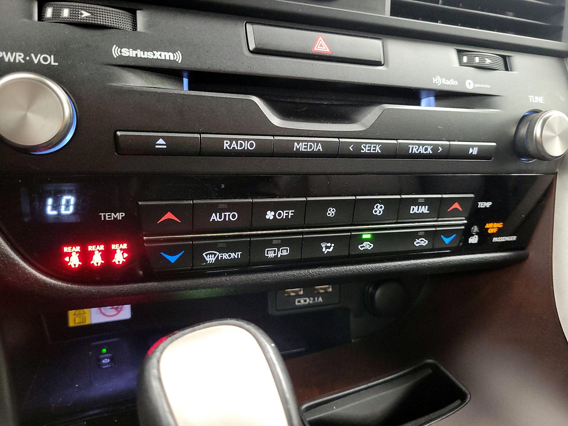 Thumbnail: 2022 Lexus RX - 16