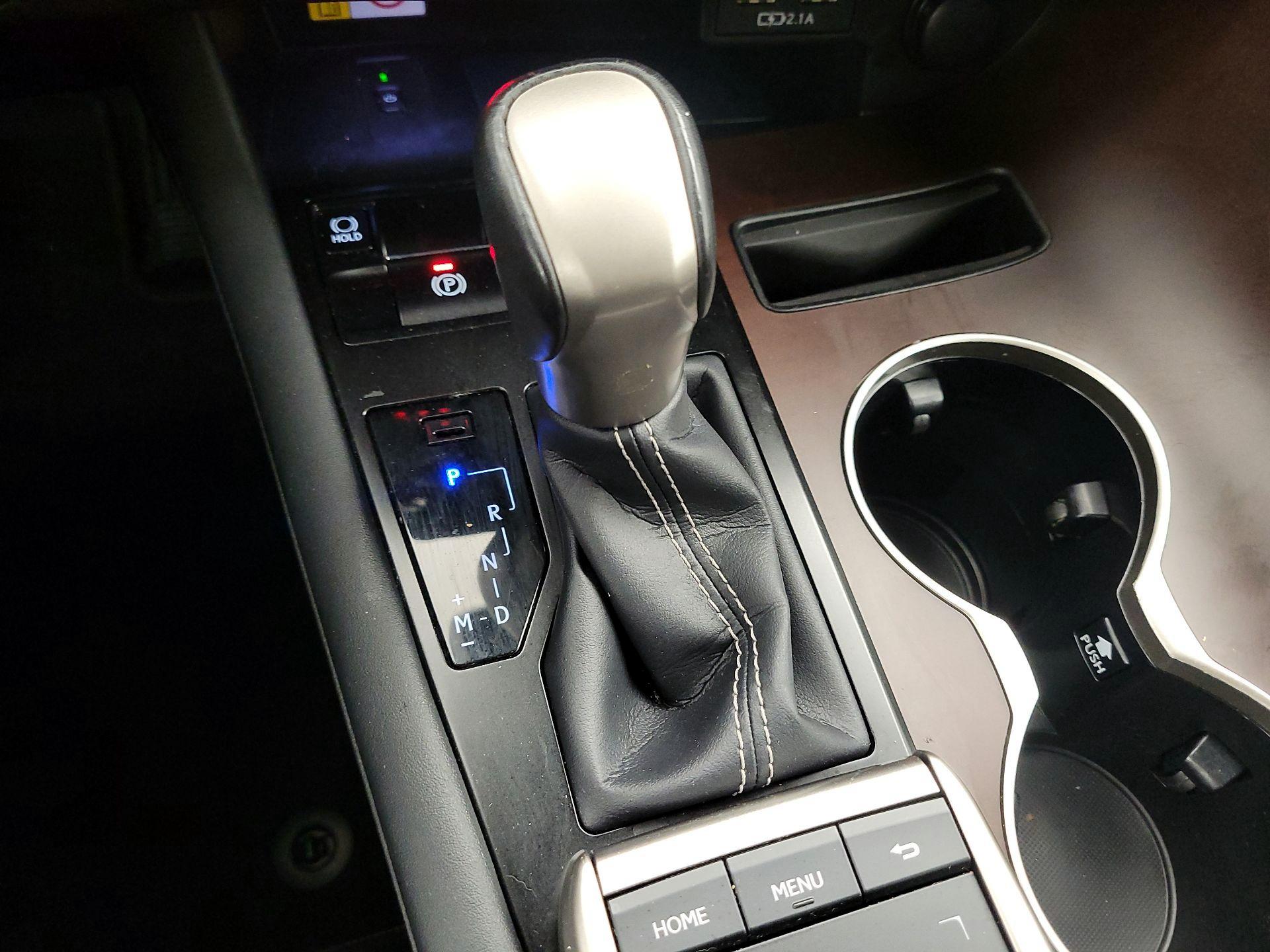 Thumbnail: 2022 Lexus RX - 17