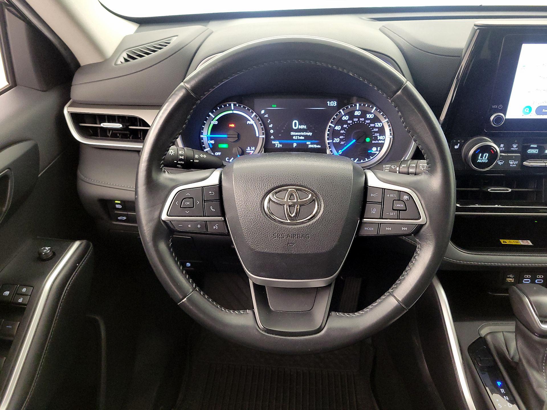 Thumbnail: 2023 Toyota Highlander - 10