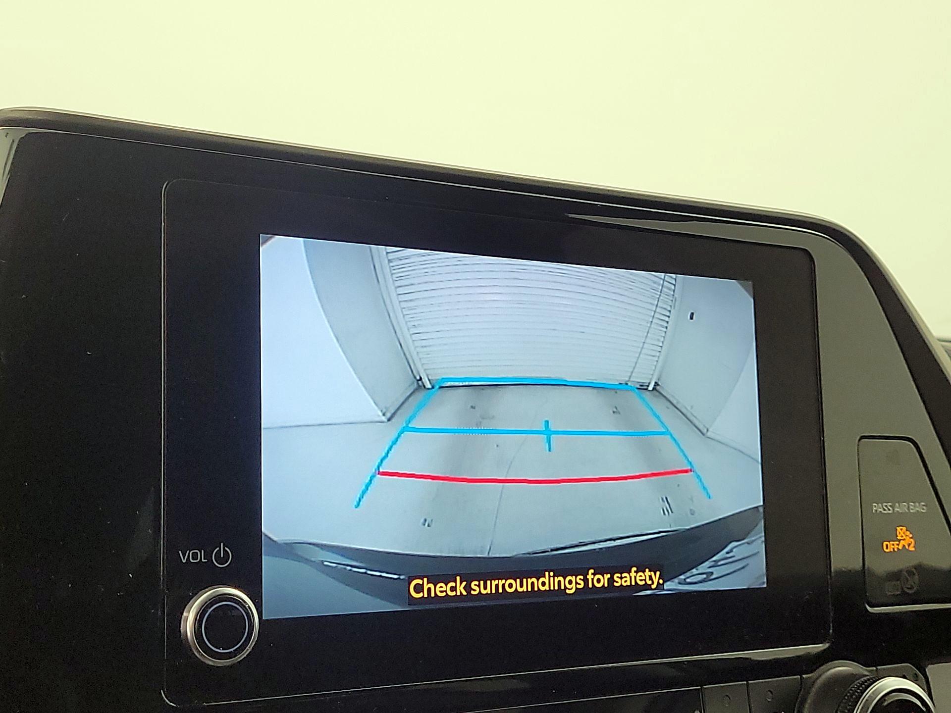 Thumbnail: 2023 Toyota Highlander - 14