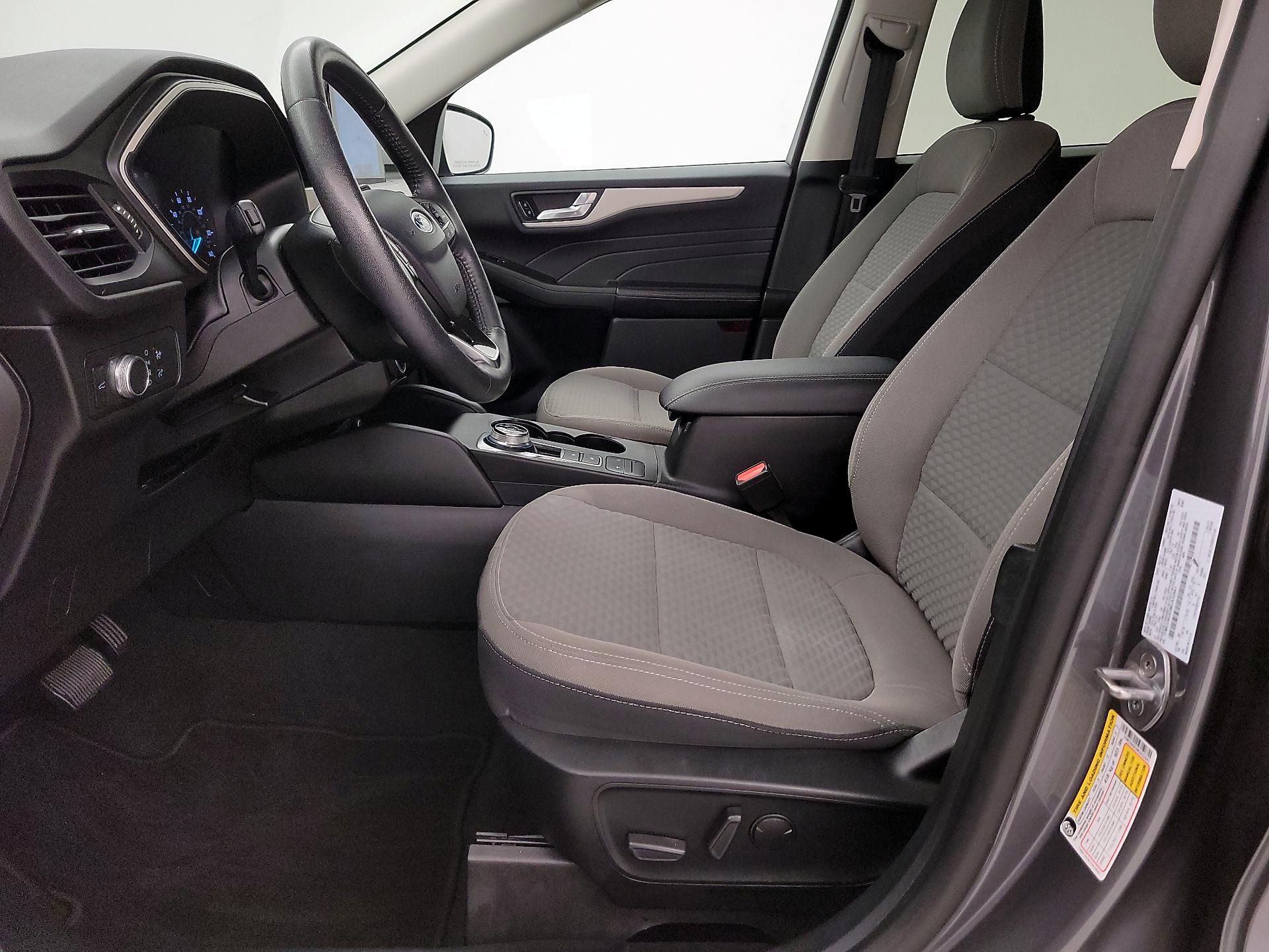 Thumbnail: 2021 Ford Escape - 11