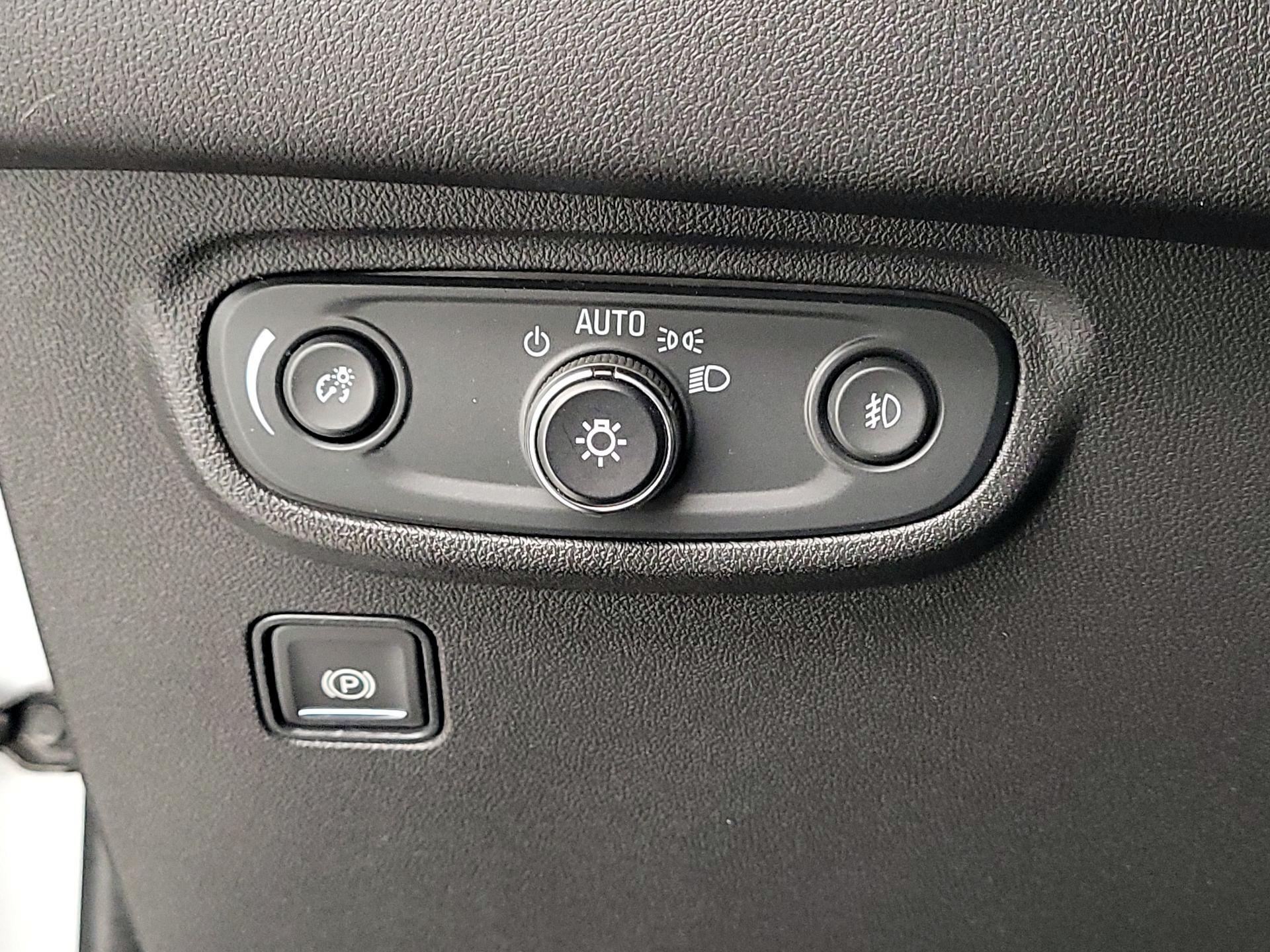 Thumbnail: 2021 GMC Terrain - 13