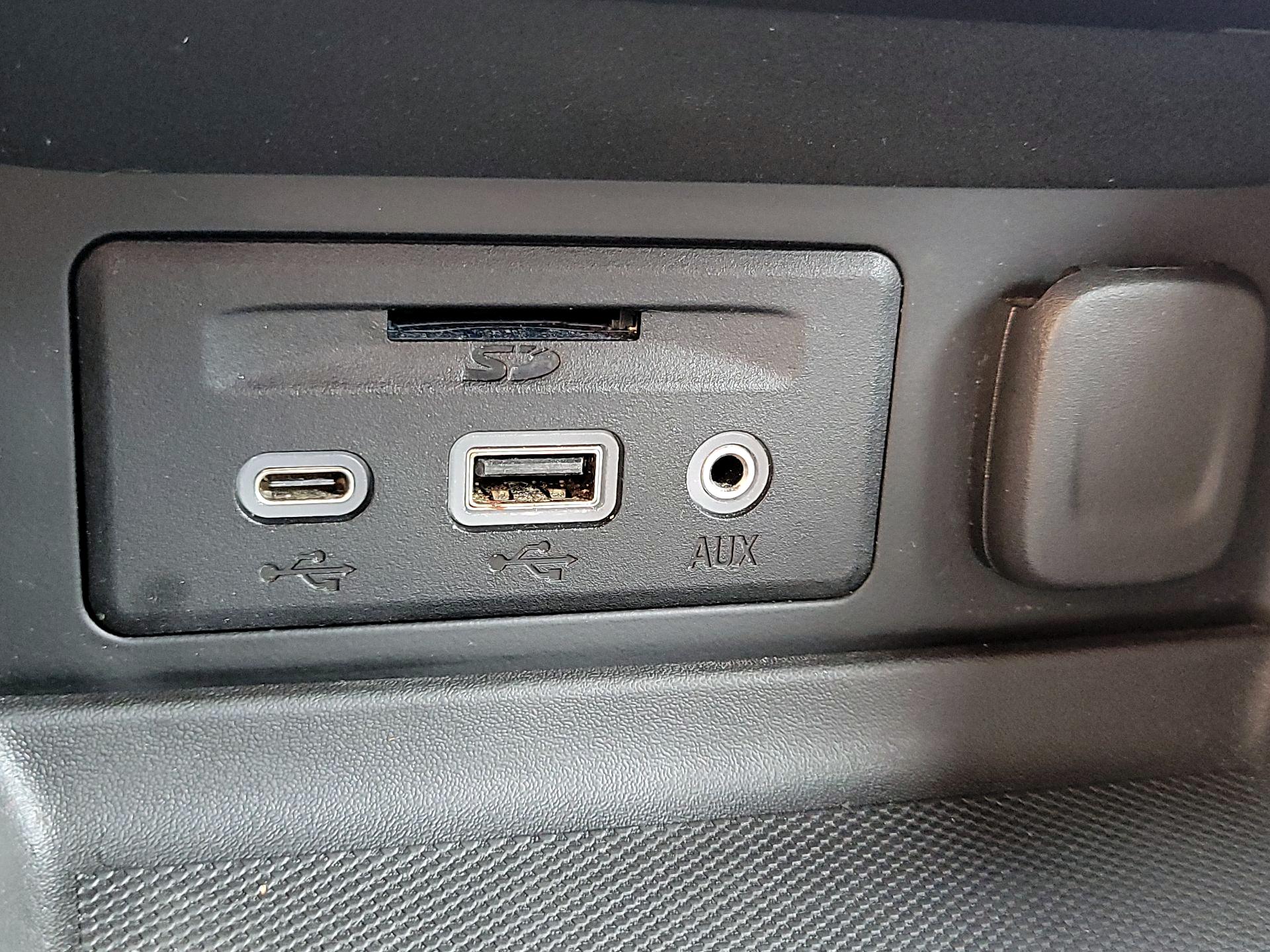 Thumbnail: 2021 GMC Terrain - 18