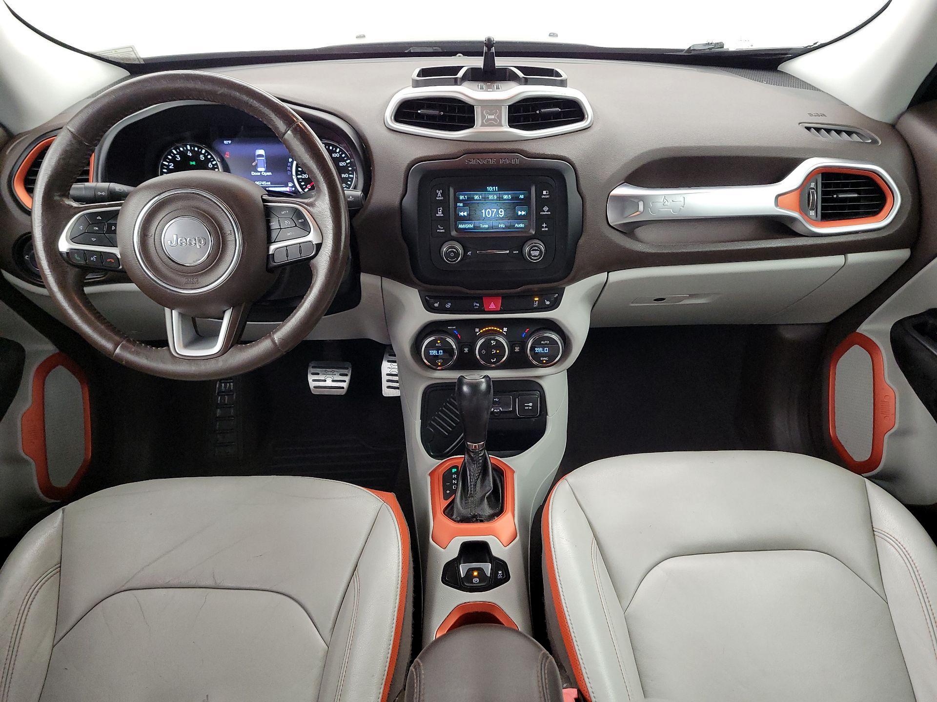 Thumbnail: 2015 Jeep Renegade - 9