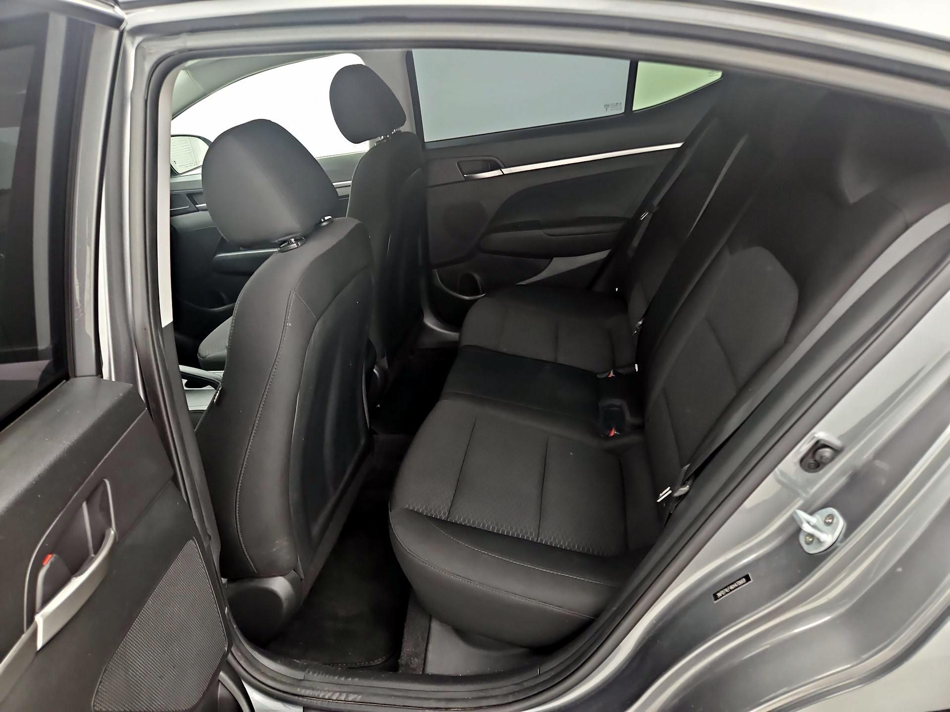 Thumbnail: 2019 Hyundai Elantra - 19