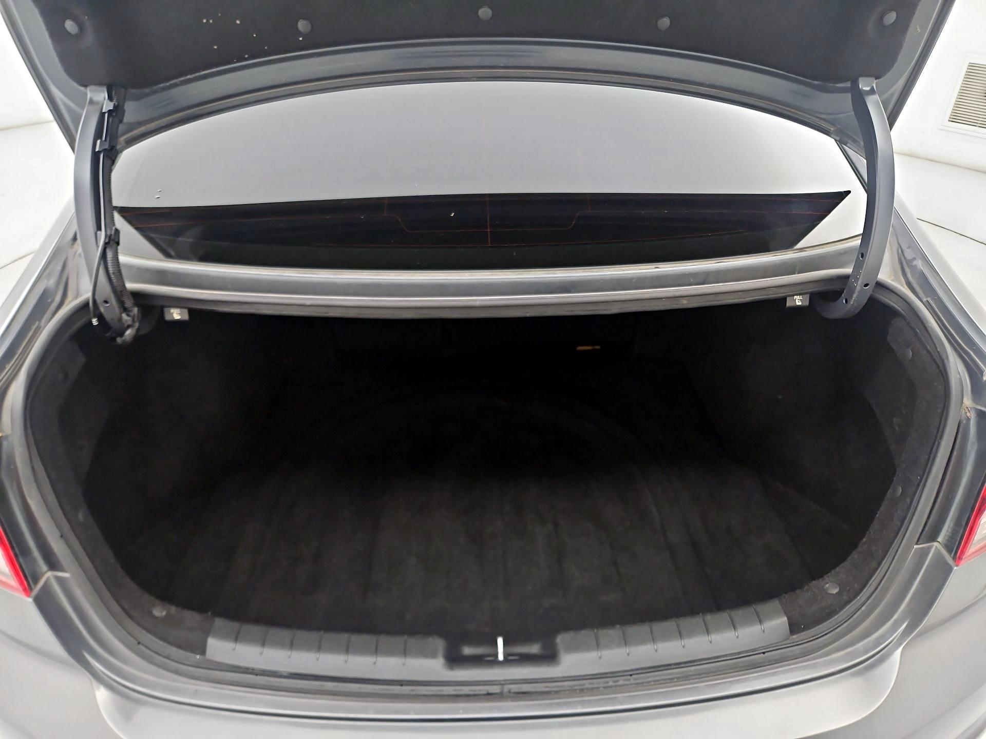 Thumbnail: 2019 Hyundai Elantra - 20