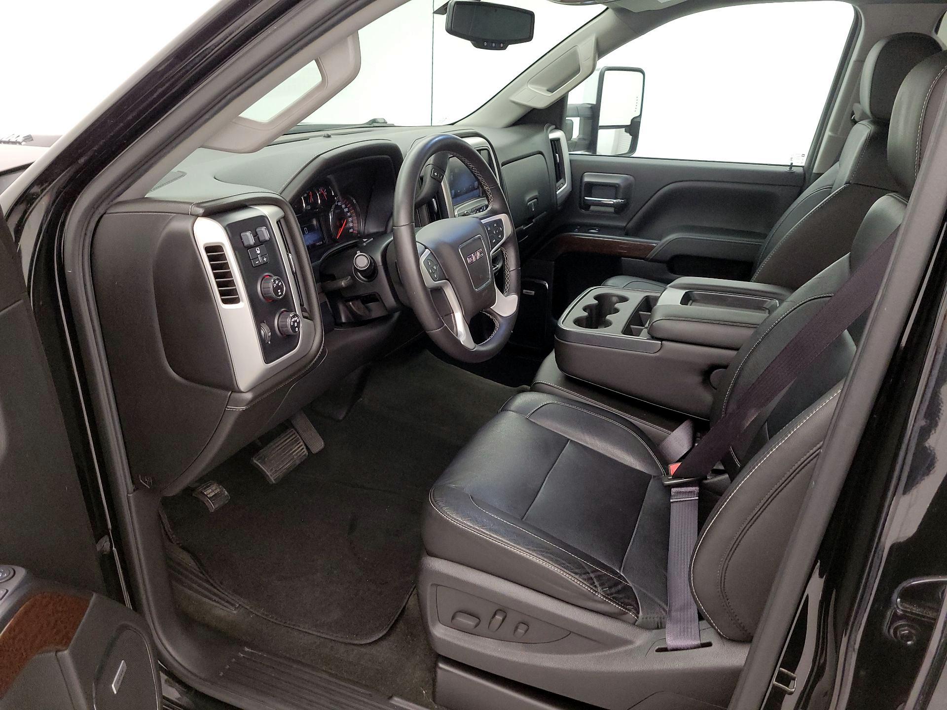 Thumbnail: 2015 GMC Sierra 2500 - 11