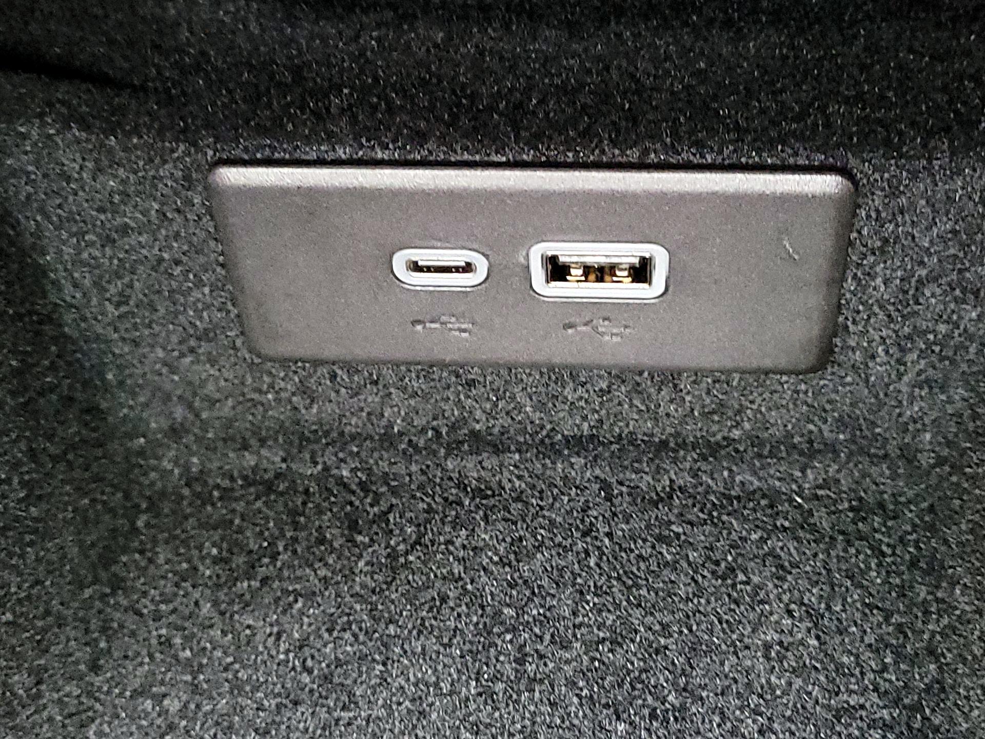 Thumbnail: 2025 Chevrolet Corvette - 17