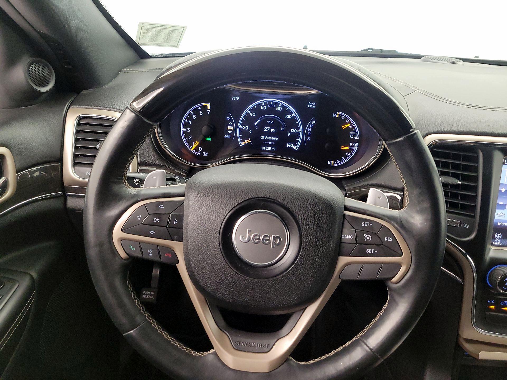 Thumbnail: 2015 Jeep Grand Cherokee - 10