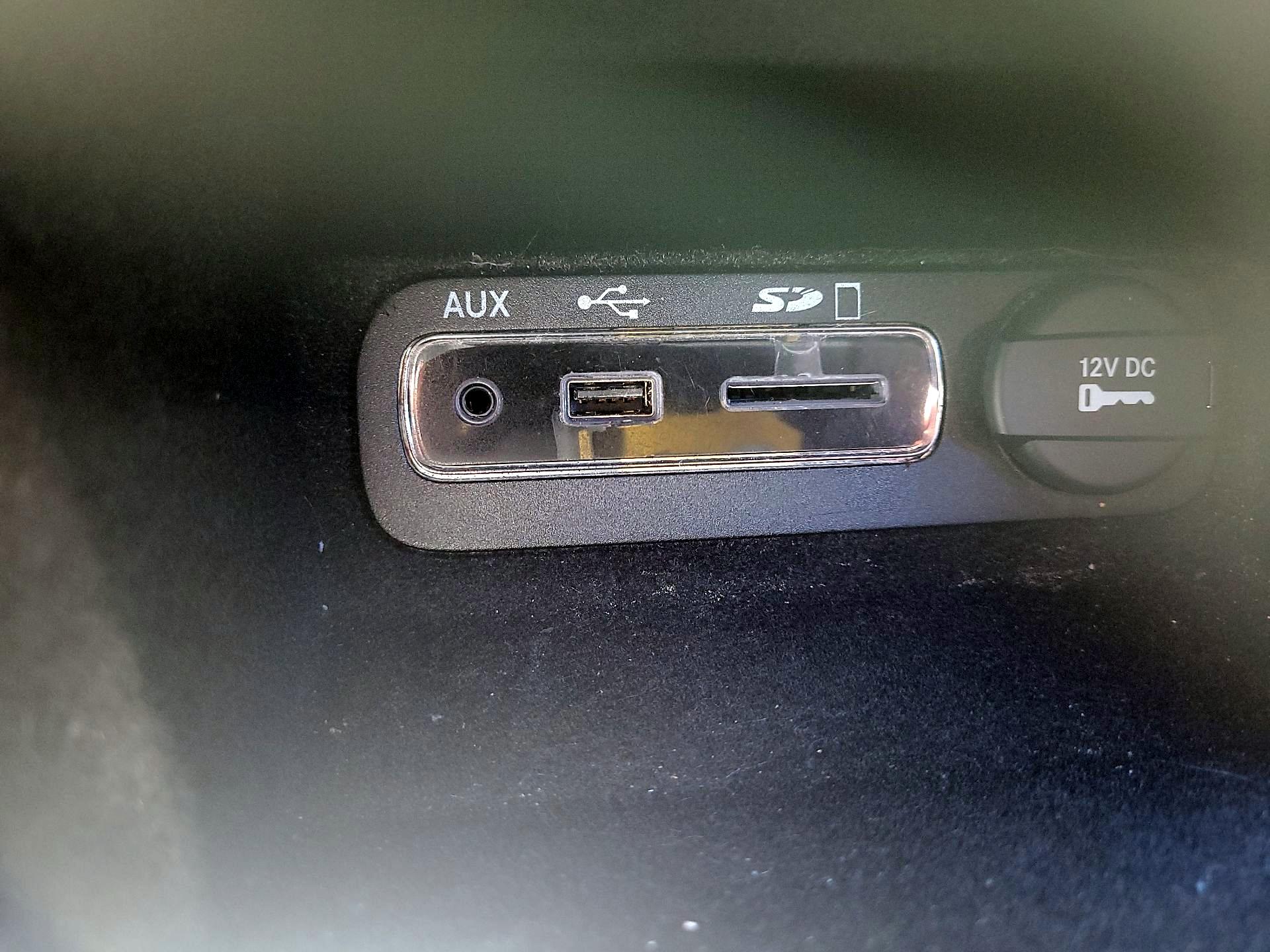 Thumbnail: 2015 Jeep Grand Cherokee - 19