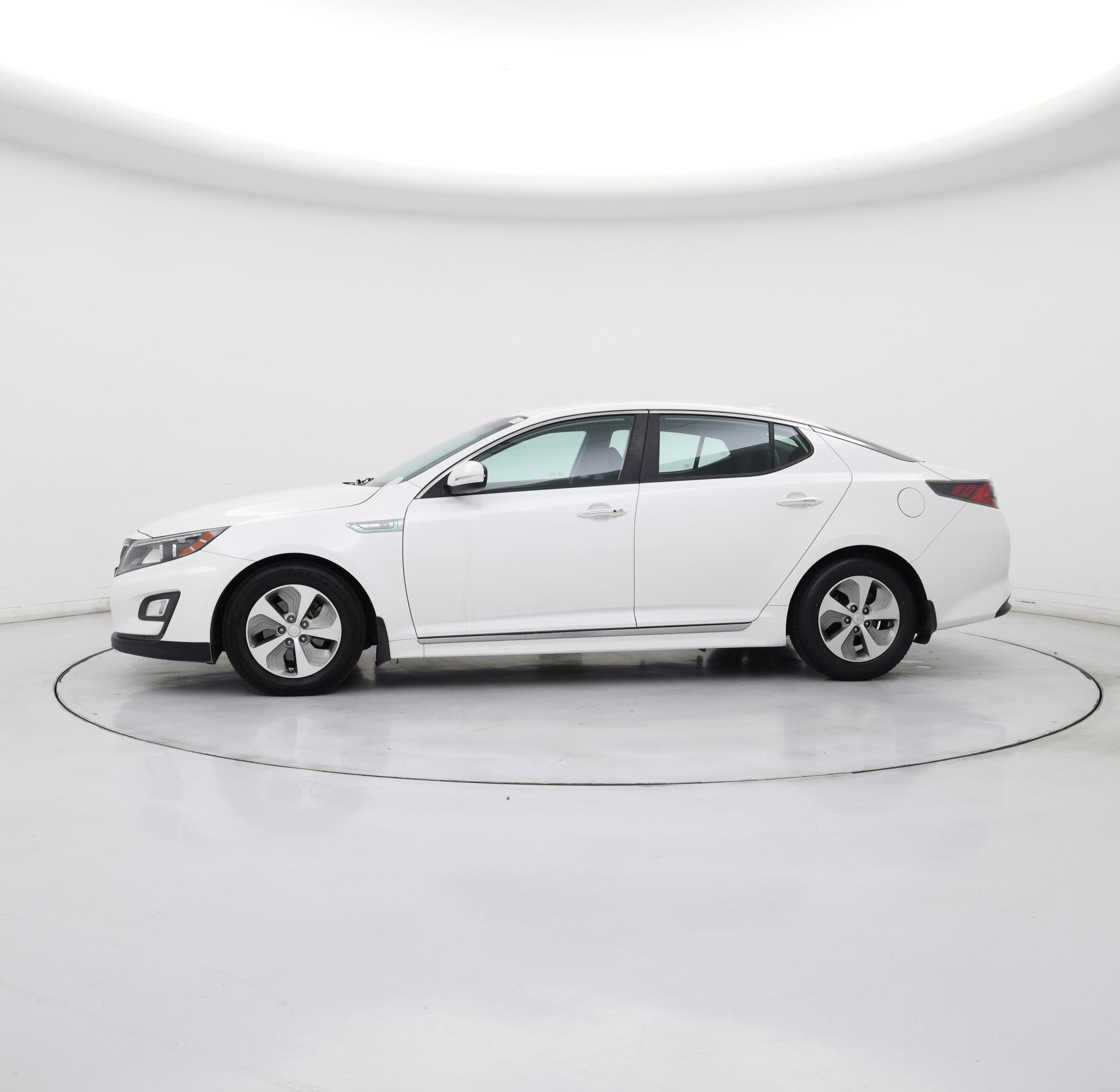 Thumbnail: 2015 Kia Optima - 3