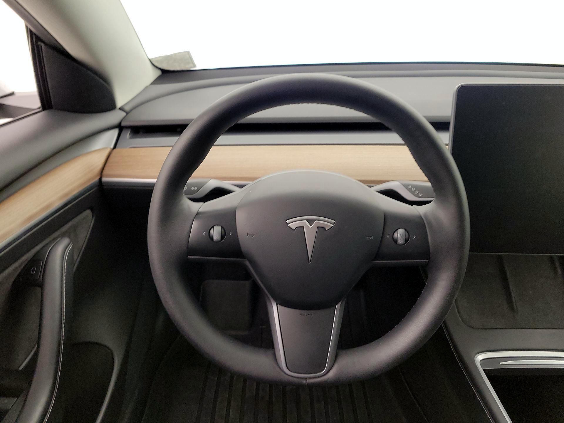 Thumbnail: 2022 Tesla Model 3 - 10